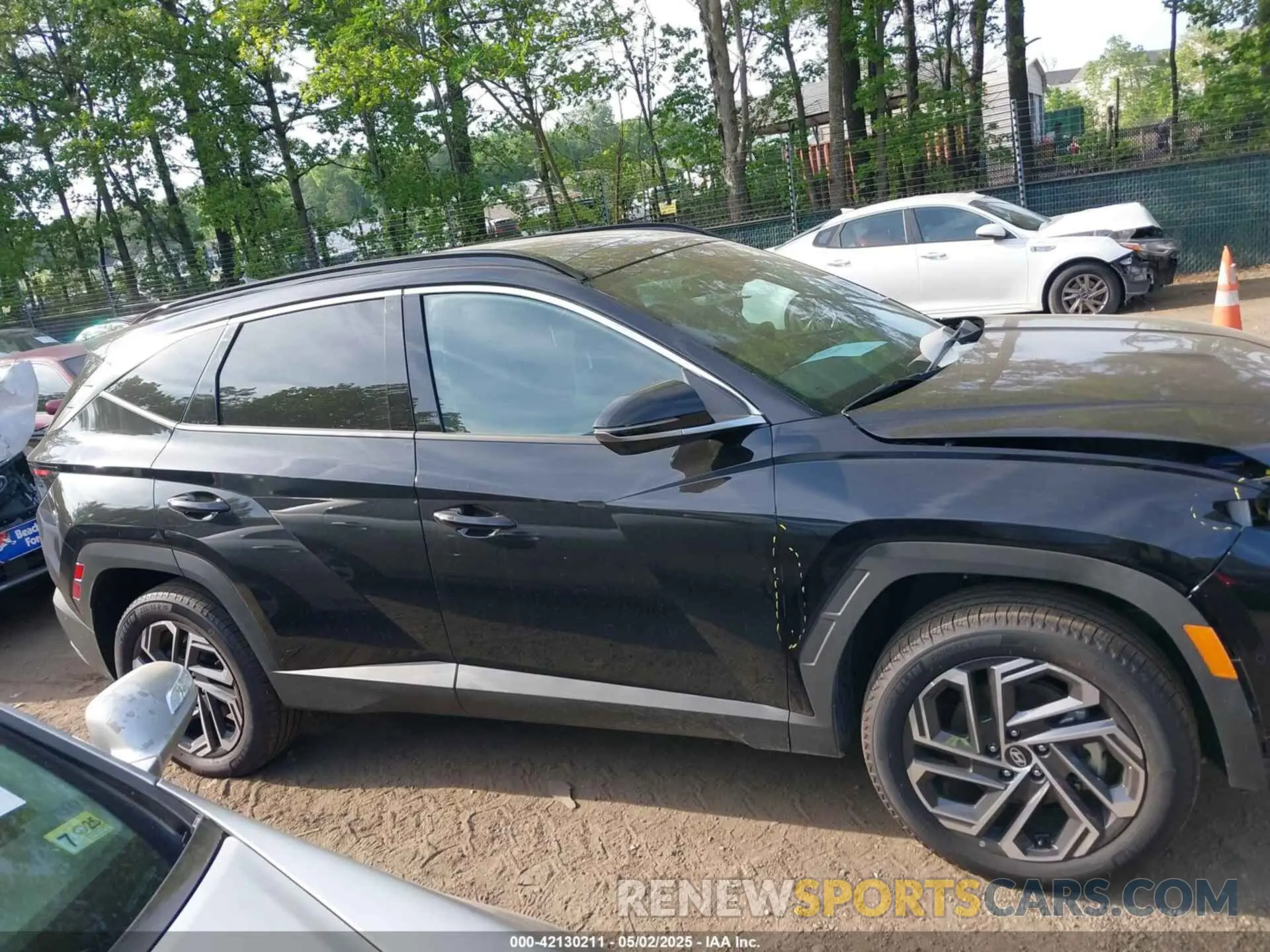 13 Photograph of a damaged car KM8JEDD10SU252967 HYUNDAI TUCSON HYBRID 2025