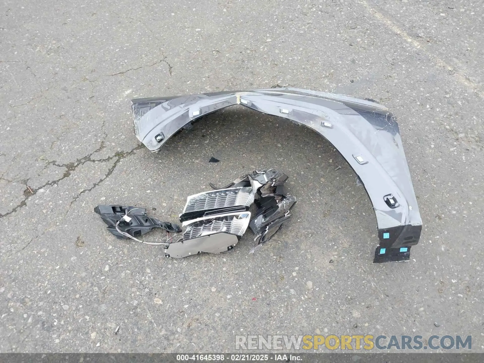 12 Фотография поврежденного автомобиля KM8JEDD18SU260671 HYUNDAI TUCSON HYBRID 2025