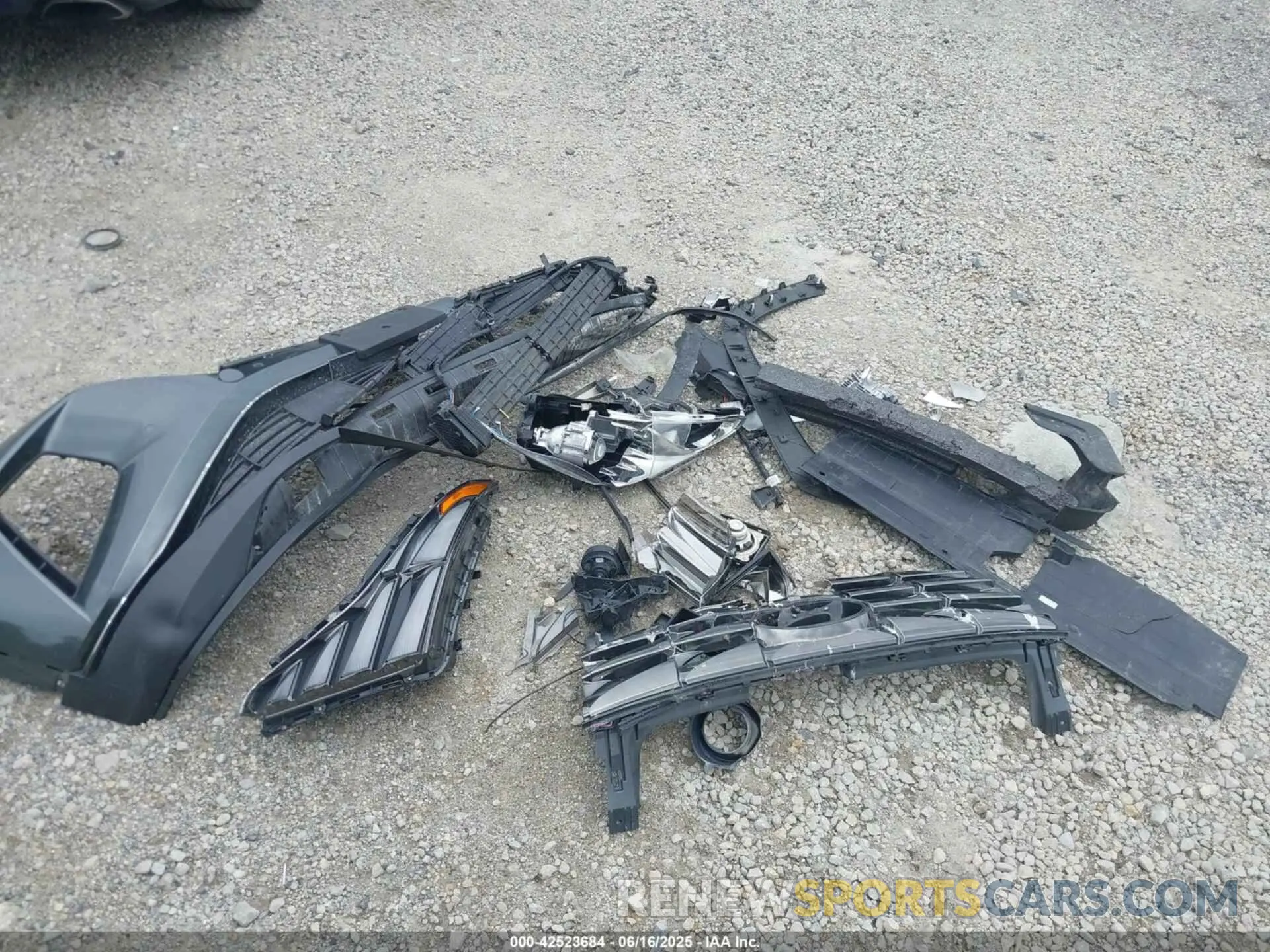 12 Фотография поврежденного автомобиля KM8JFDA25NU036630 HYUNDAI TUCSON PLUG-IN HYBRID 2022