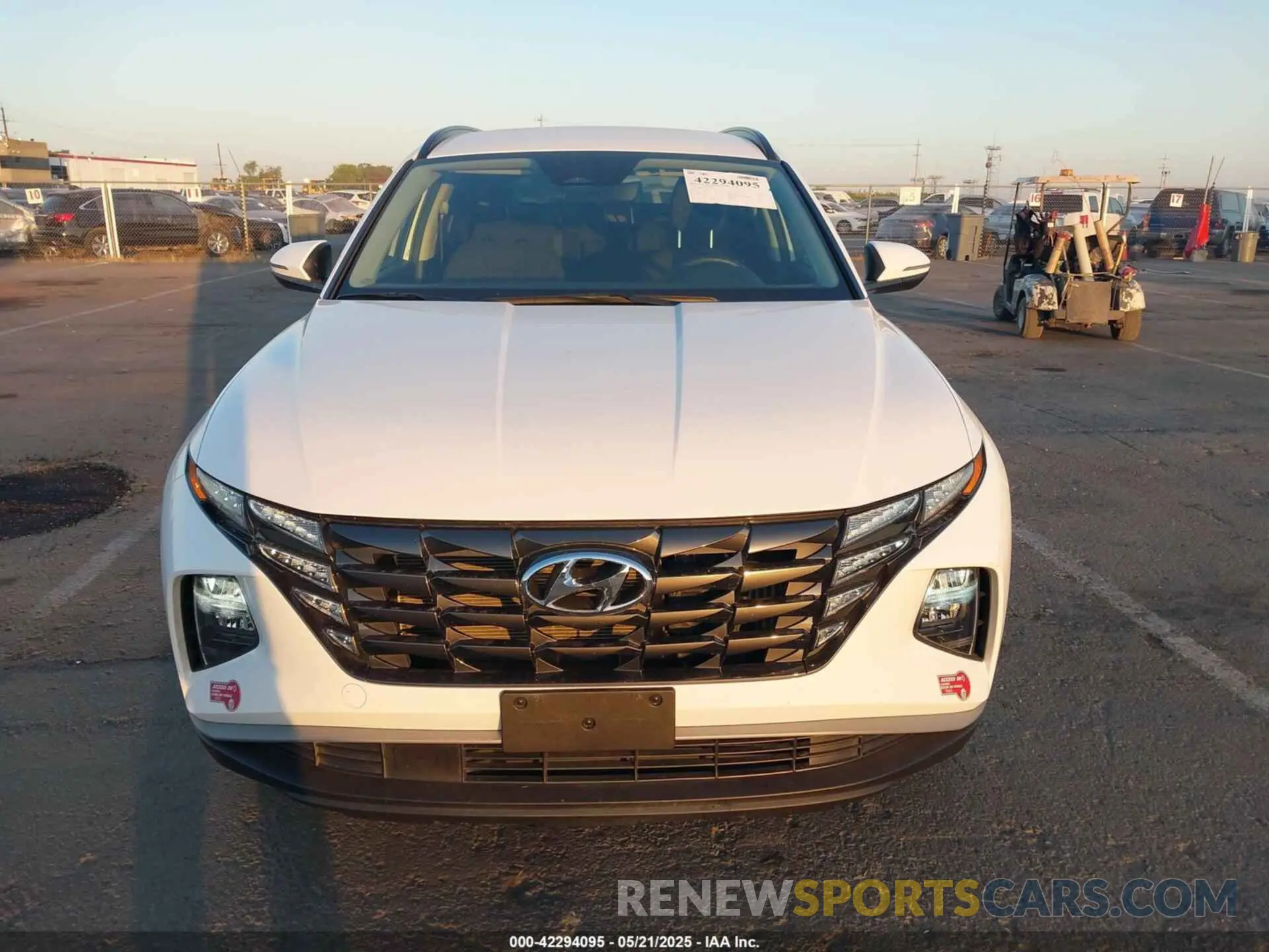 12 Фотография поврежденного автомобиля KM8JBDA24PU127385 HYUNDAI TUCSON PLUG-IN HYBRID 2023