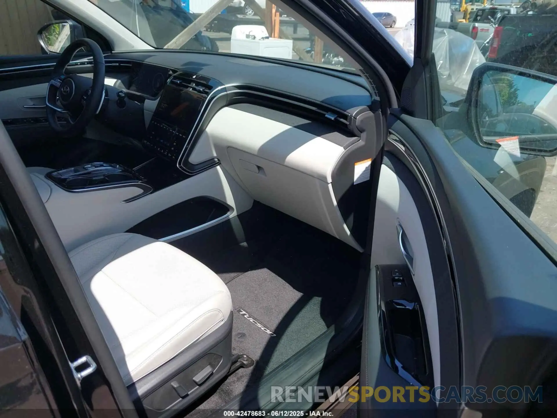 5 Photograph of a damaged car KM8JFDD27RU251248 HYUNDAI TUCSON PLUG-IN HYBRID 2024