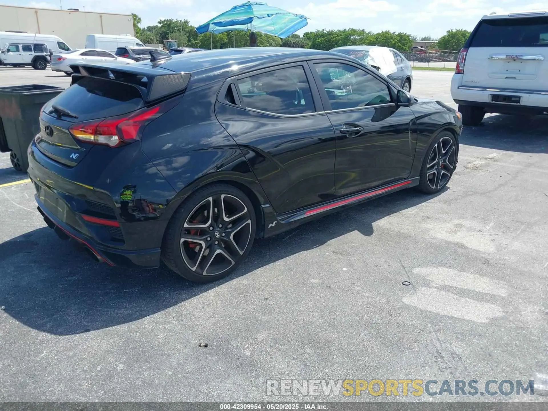 4 Photograph of a damaged car KMHT36AH6KU003049 HYUNDAI VELOSTER 2019
