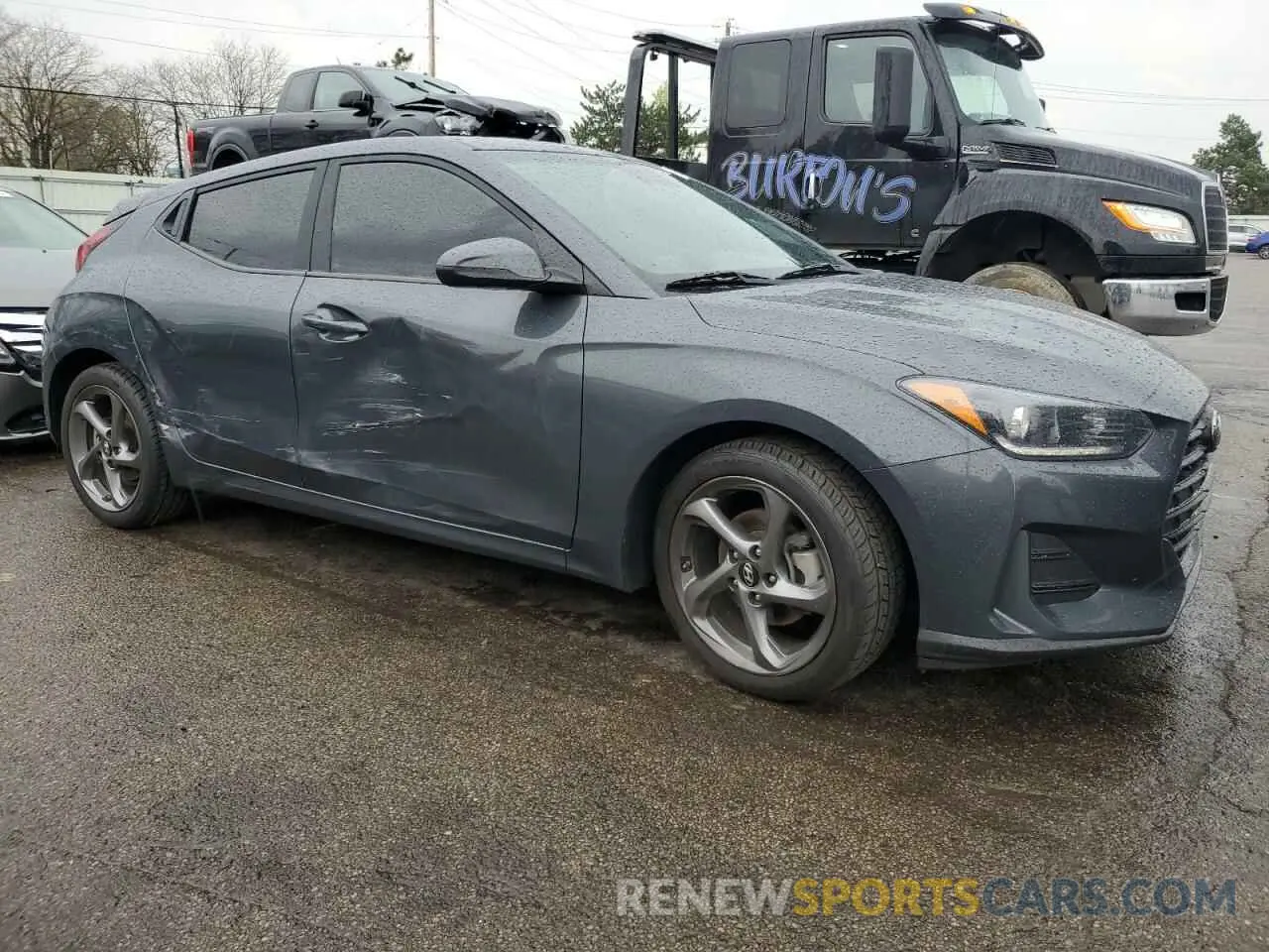 4 Photograph of a damaged car KMHTG6AF2KU018585 HYUNDAI VELOSTER 2019