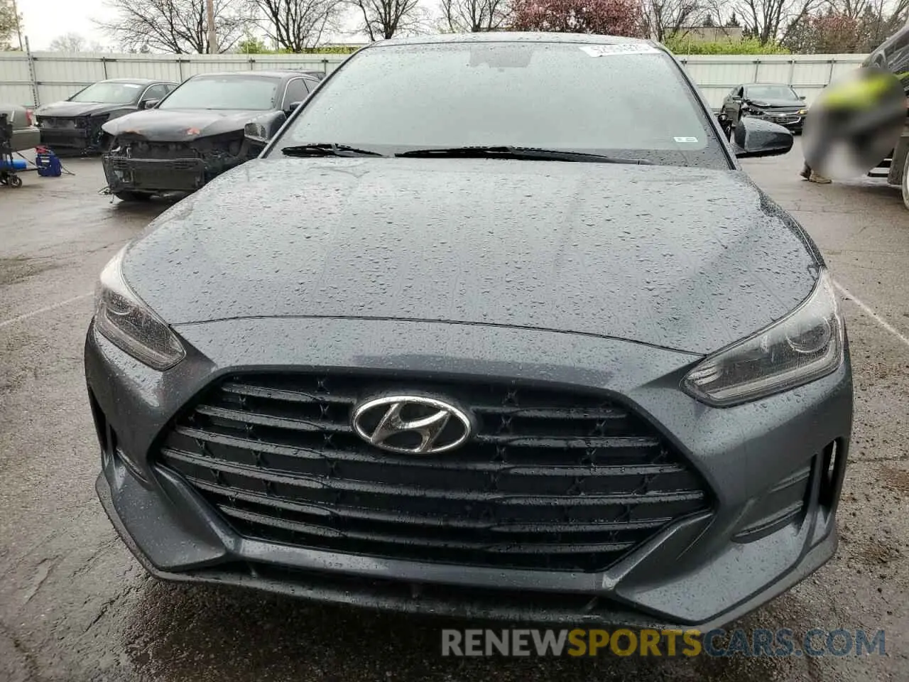 5 Photograph of a damaged car KMHTG6AF2KU018585 HYUNDAI VELOSTER 2019