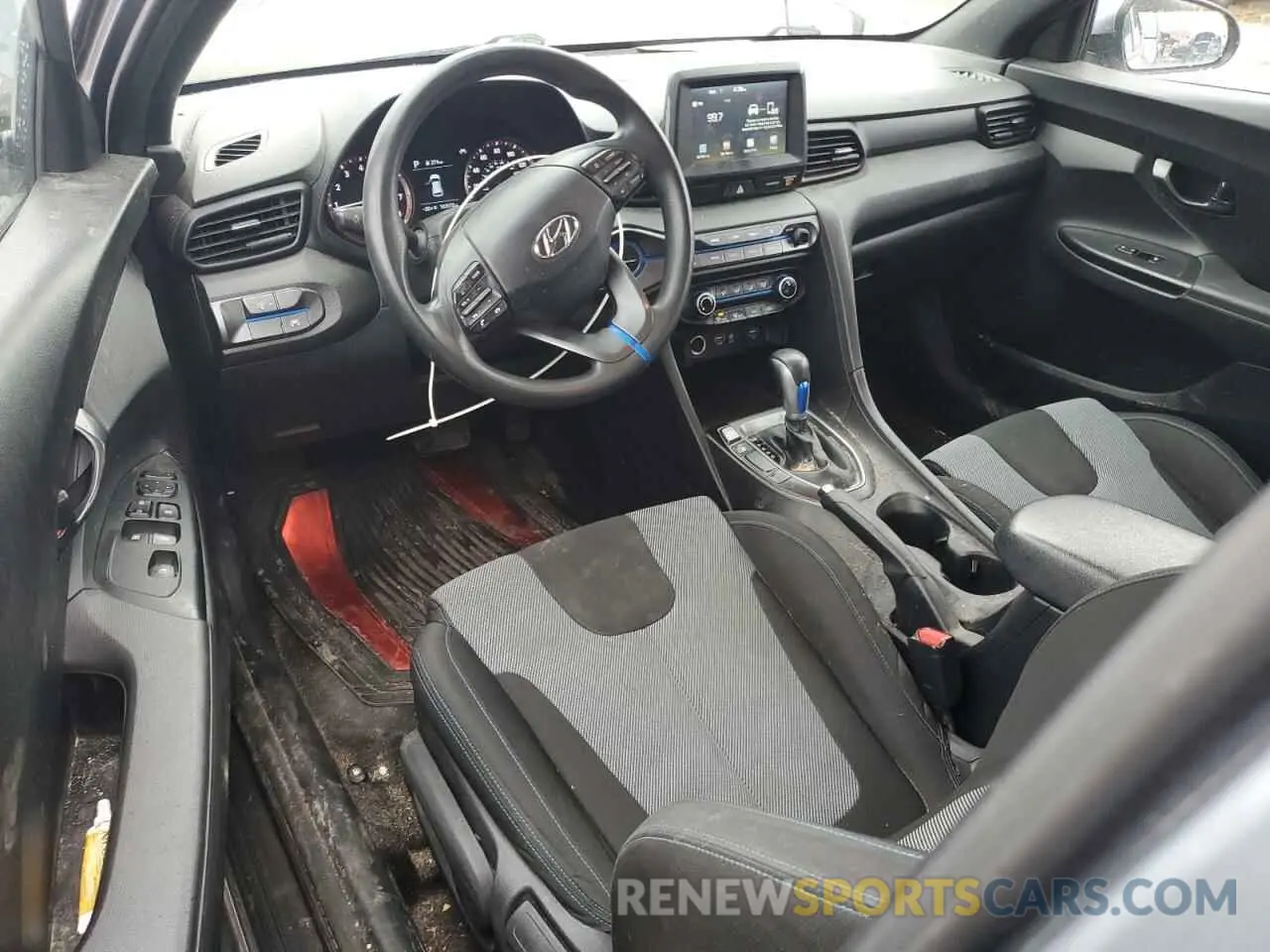 8 Photograph of a damaged car KMHTG6AF3KU017039 HYUNDAI VELOSTER 2019