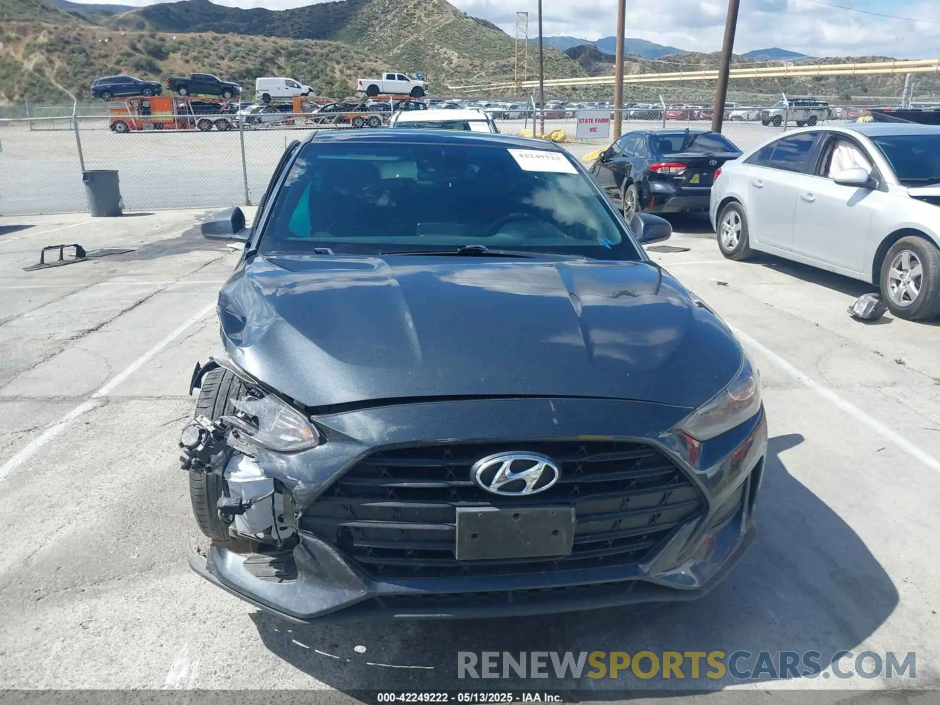 12 Photograph of a damaged car KMHTG6AF4KU009869 HYUNDAI VELOSTER 2019