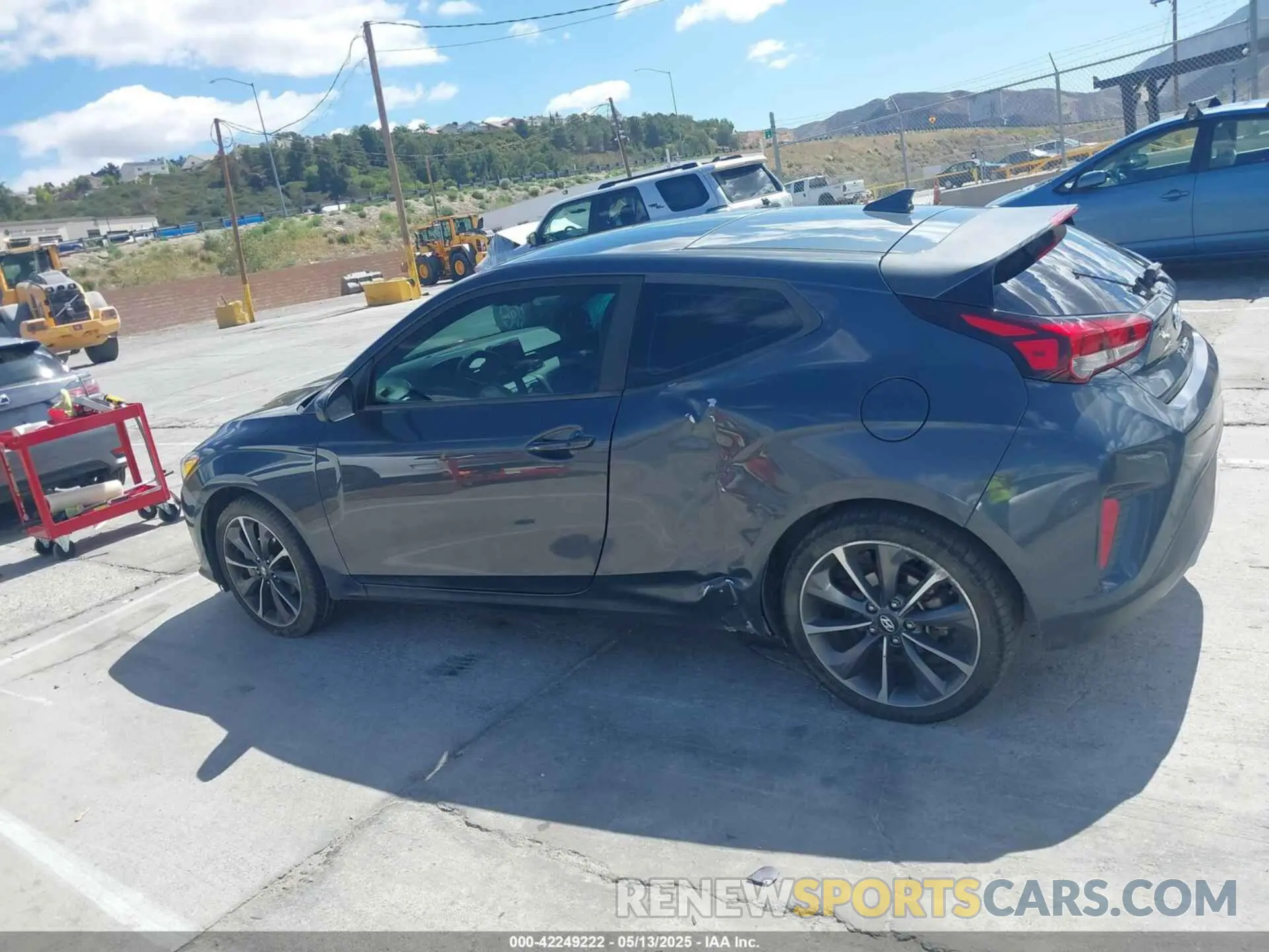 14 Photograph of a damaged car KMHTG6AF4KU009869 HYUNDAI VELOSTER 2019