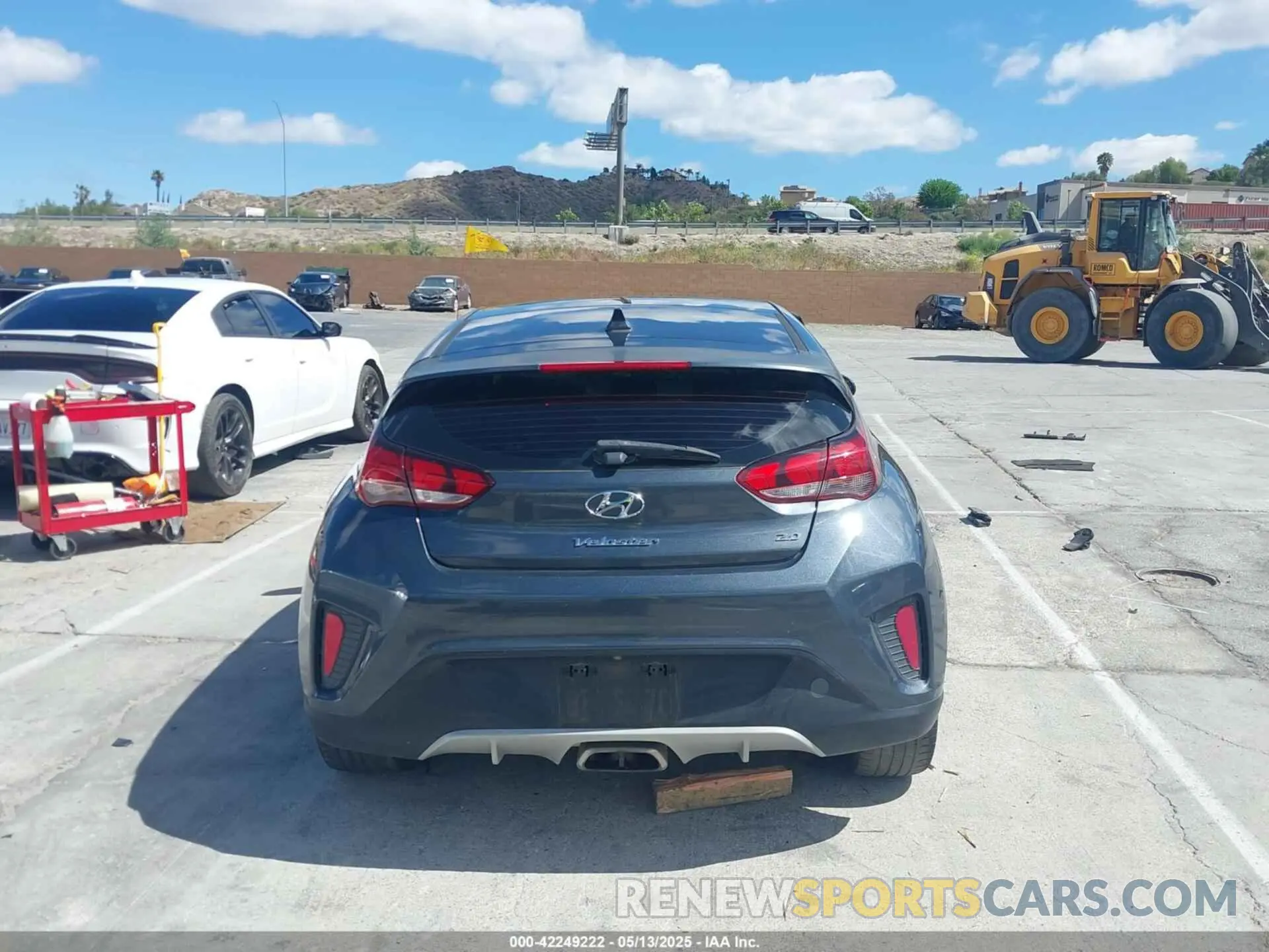 16 Photograph of a damaged car KMHTG6AF4KU009869 HYUNDAI VELOSTER 2019