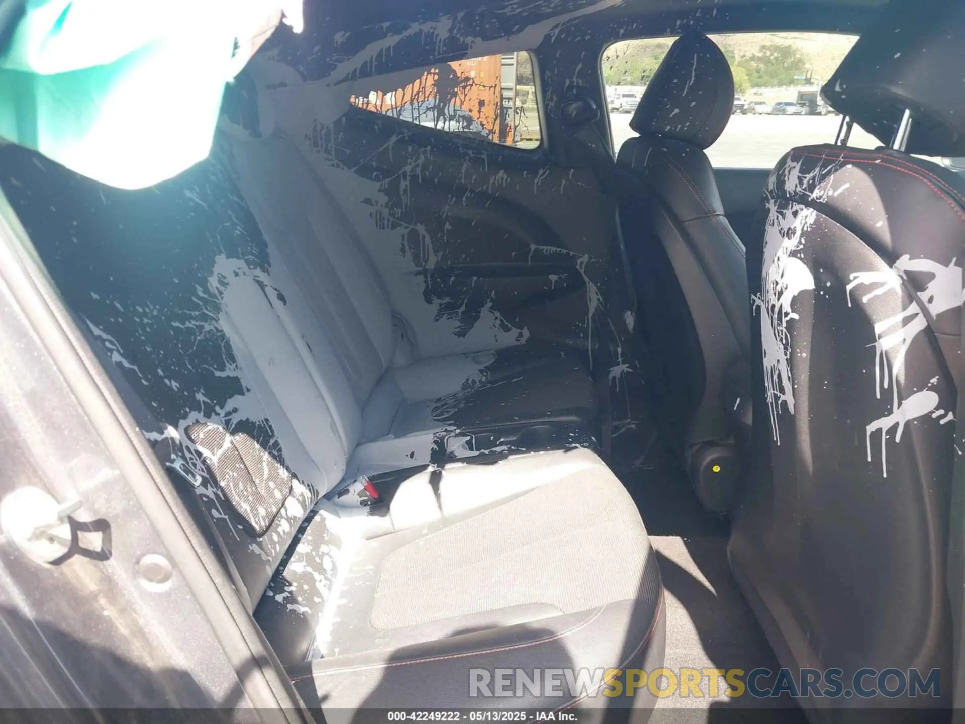 8 Photograph of a damaged car KMHTG6AF4KU009869 HYUNDAI VELOSTER 2019