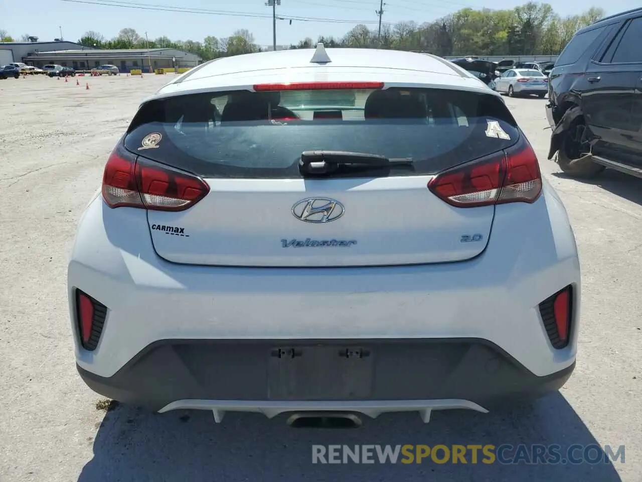6 Photograph of a damaged car KMHTG6AF4KU013856 HYUNDAI VELOSTER 2019