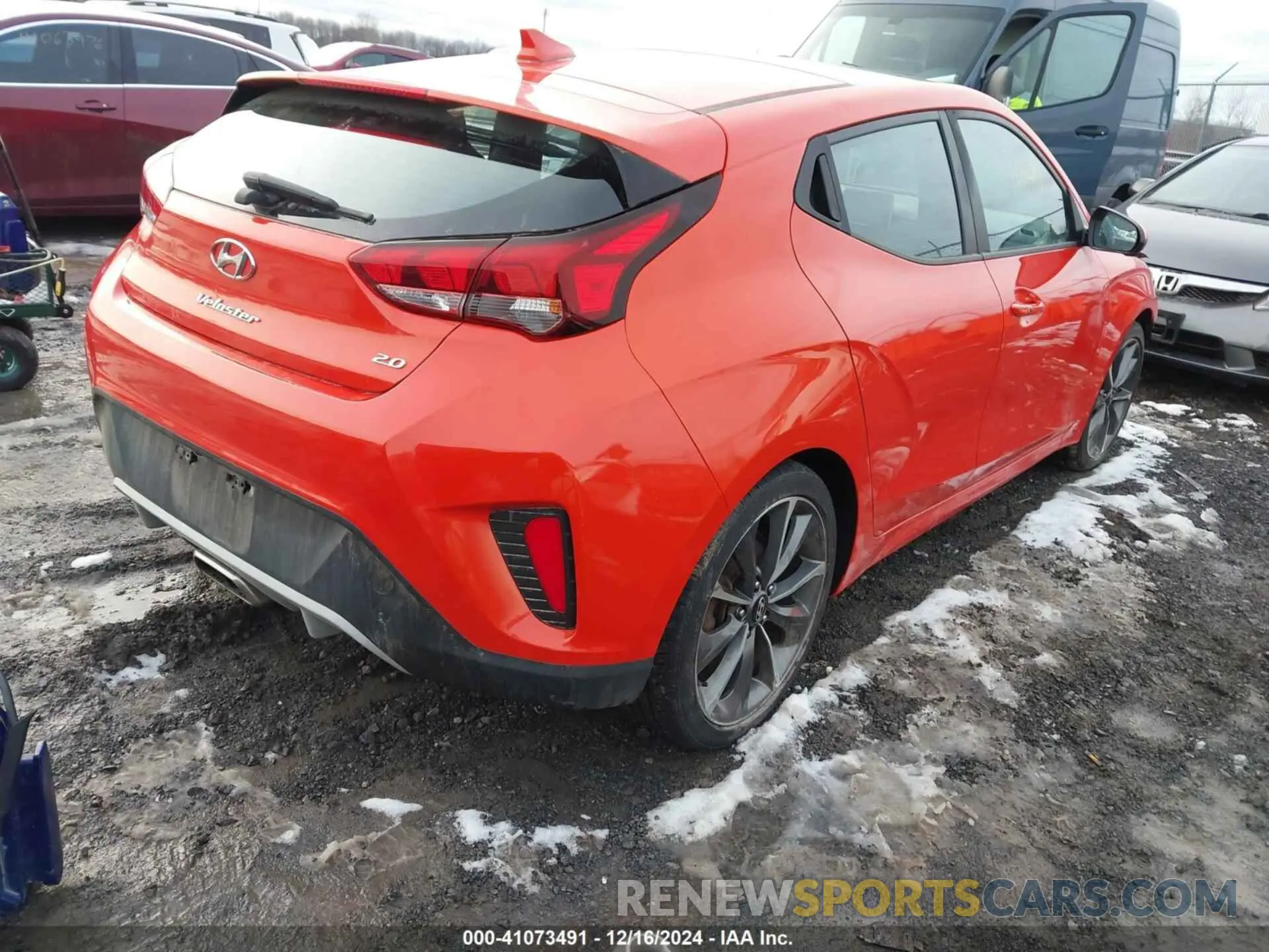4 Photograph of a damaged car KMHTG6AF6KU005046 HYUNDAI VELOSTER 2019