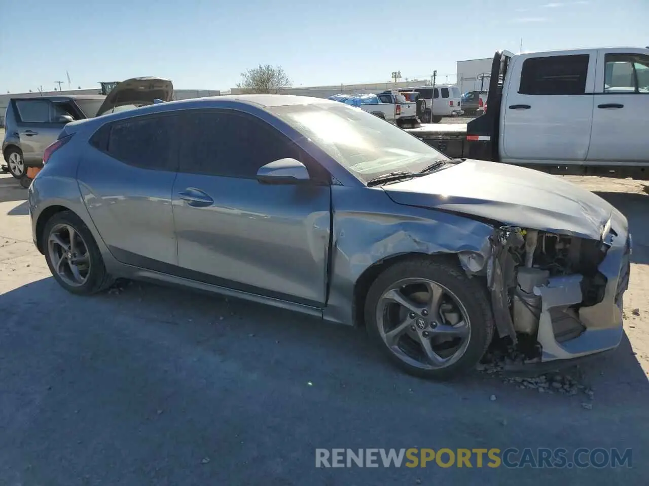 4 Photograph of a damaged car KMHTG6AF7KU018257 HYUNDAI VELOSTER 2019