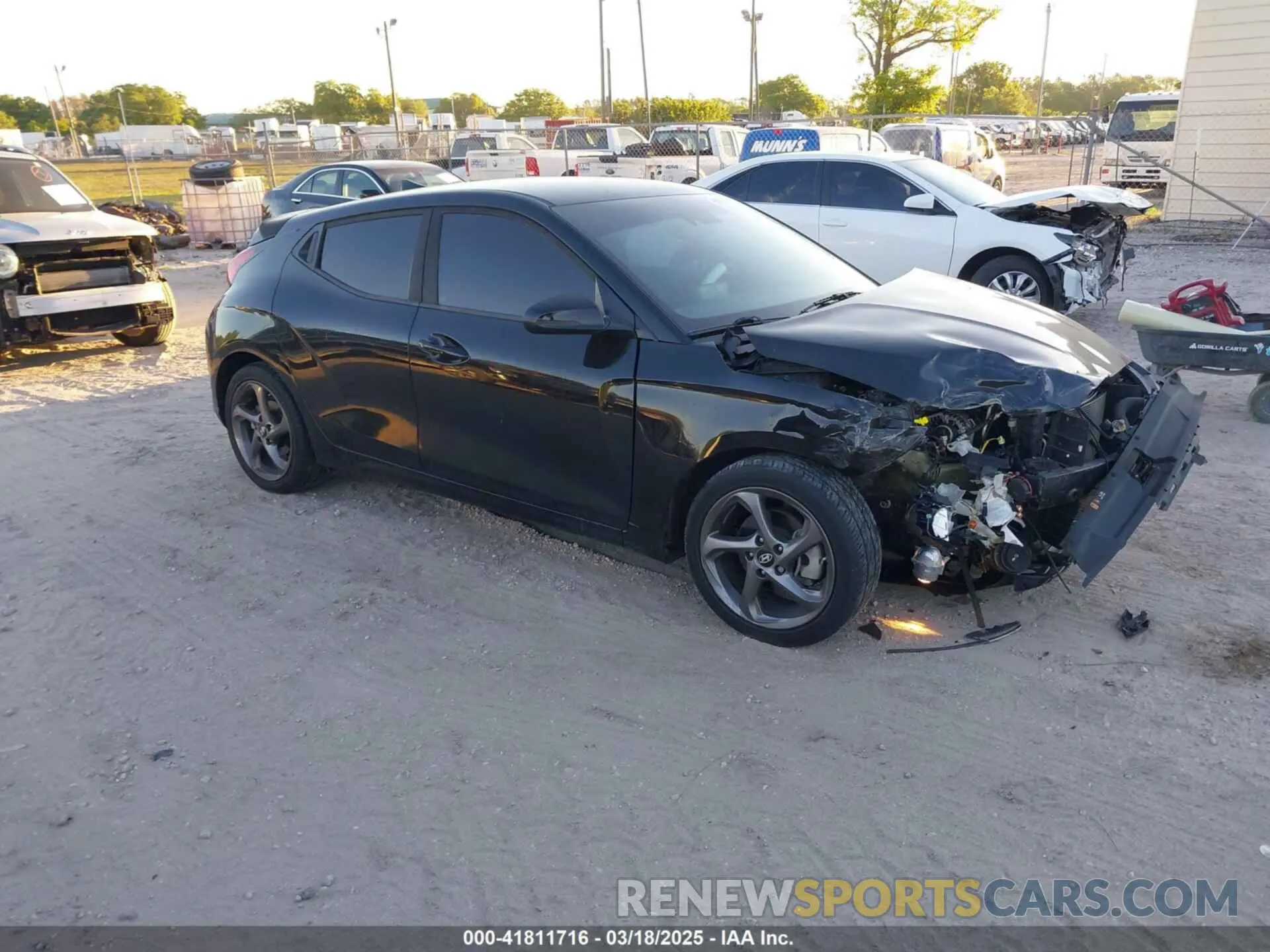 1 Фотография поврежденного автомобиля KMHTG6AF8KU005131 HYUNDAI VELOSTER 2019