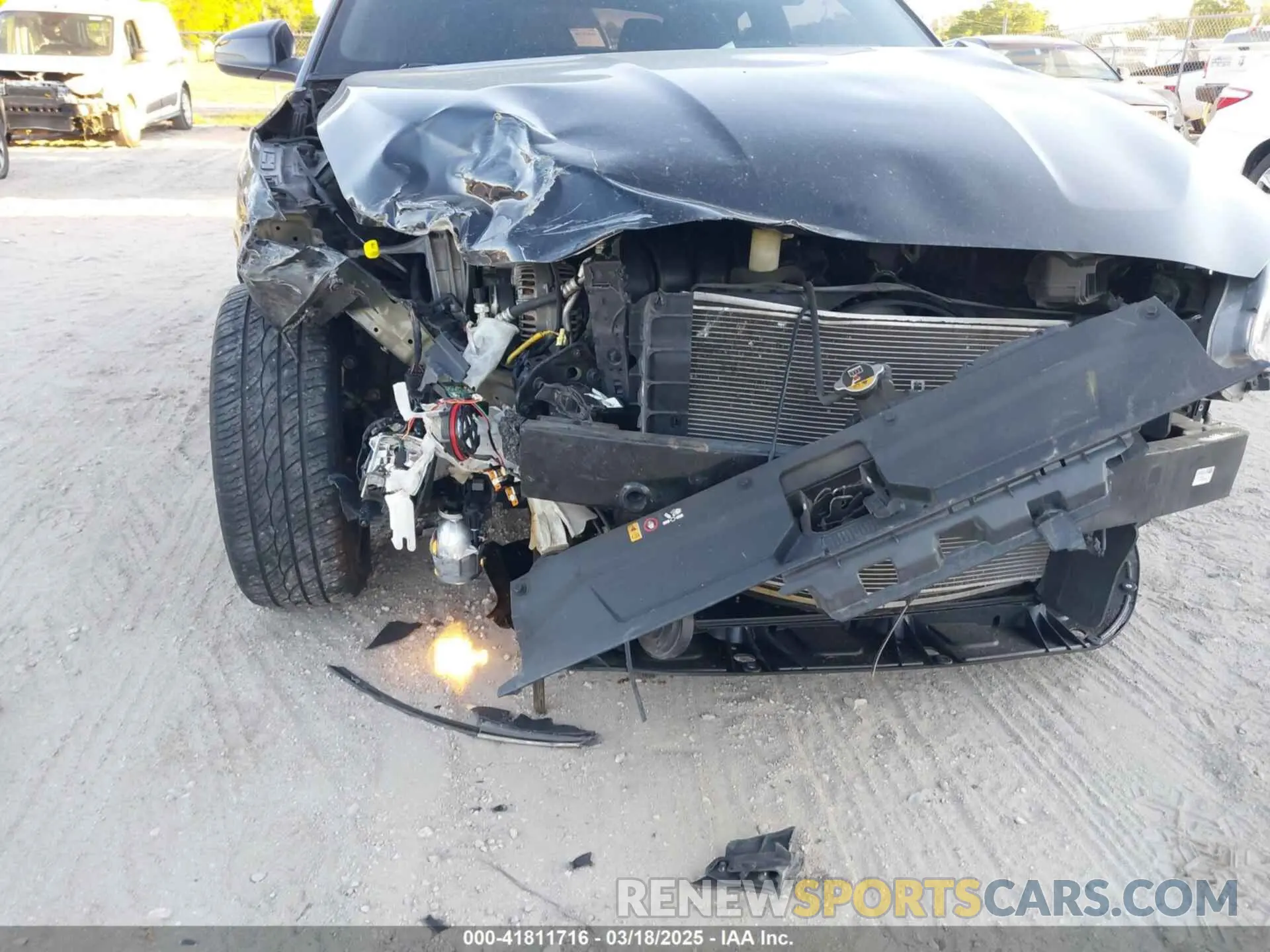 18 Фотография поврежденного автомобиля KMHTG6AF8KU005131 HYUNDAI VELOSTER 2019