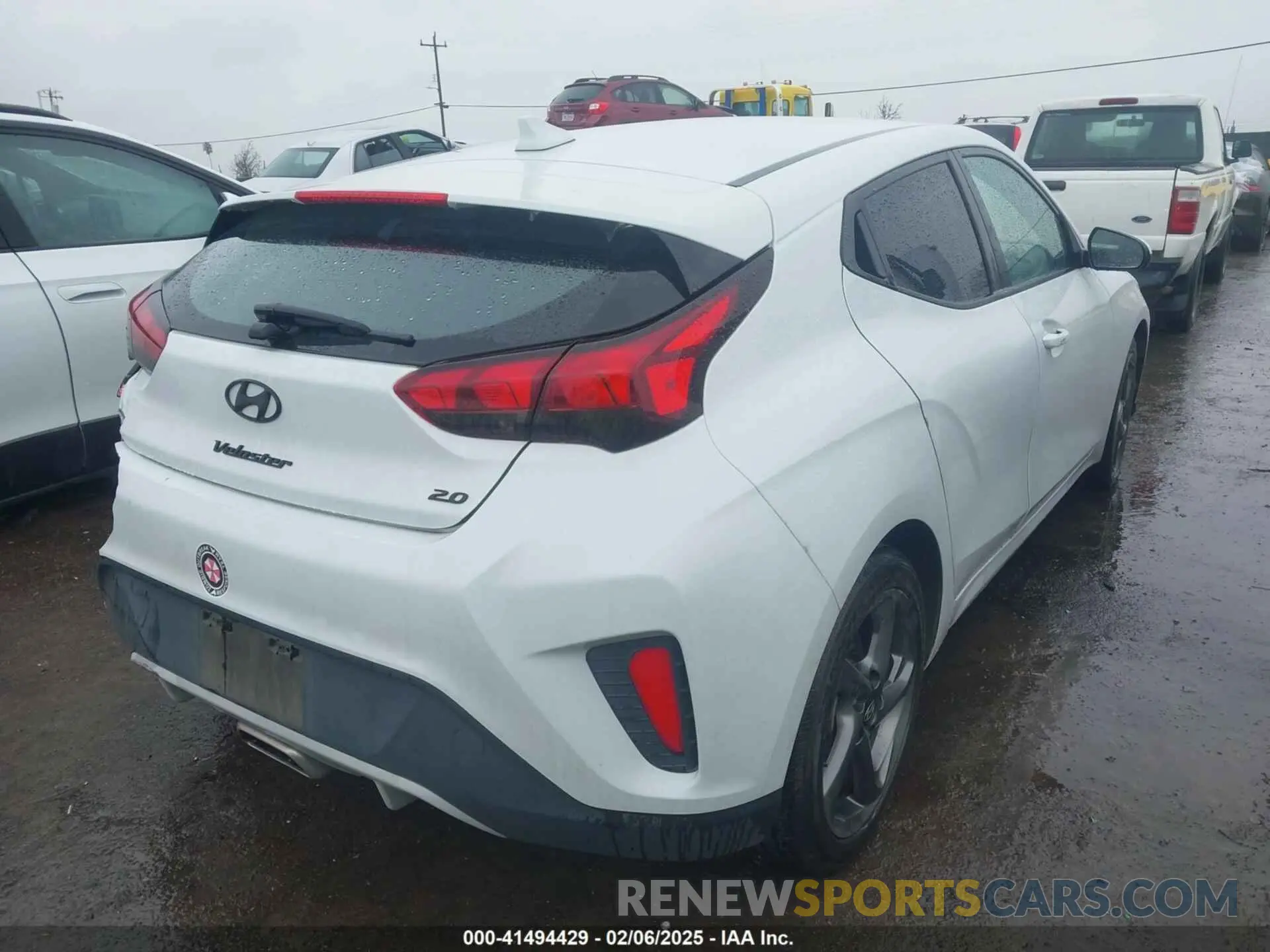 4 Photograph of a damaged car KMHTG6AF8KU019661 HYUNDAI VELOSTER 2019