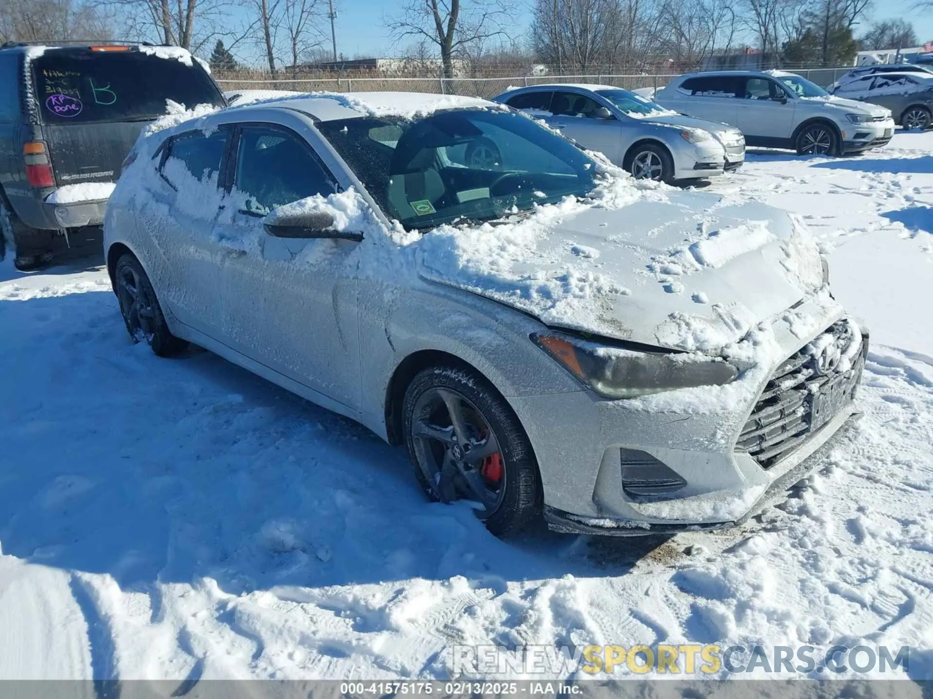 1 Photograph of a damaged car KMHTG6AFXKU018415 HYUNDAI VELOSTER 2019