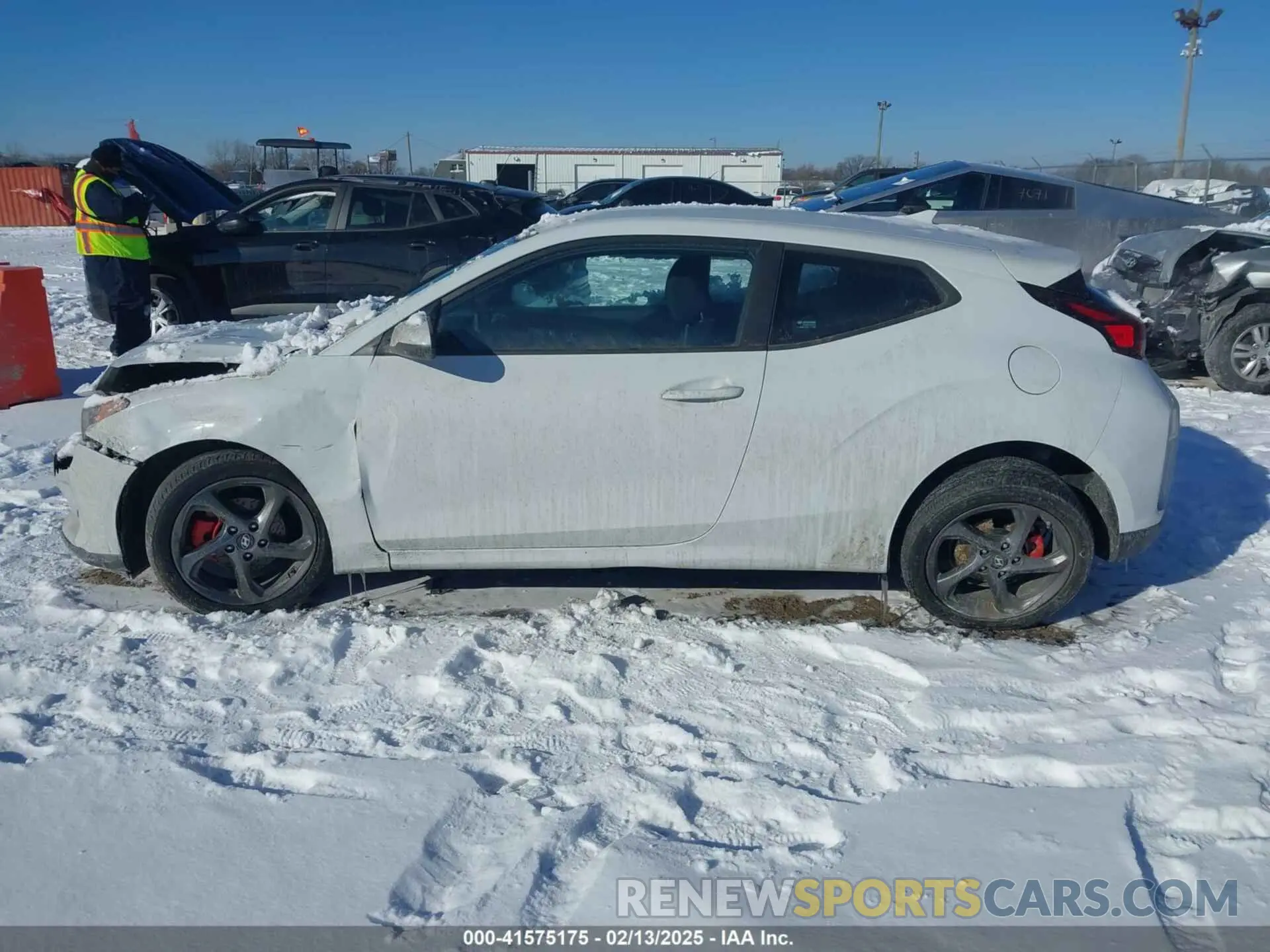 14 Photograph of a damaged car KMHTG6AFXKU018415 HYUNDAI VELOSTER 2019