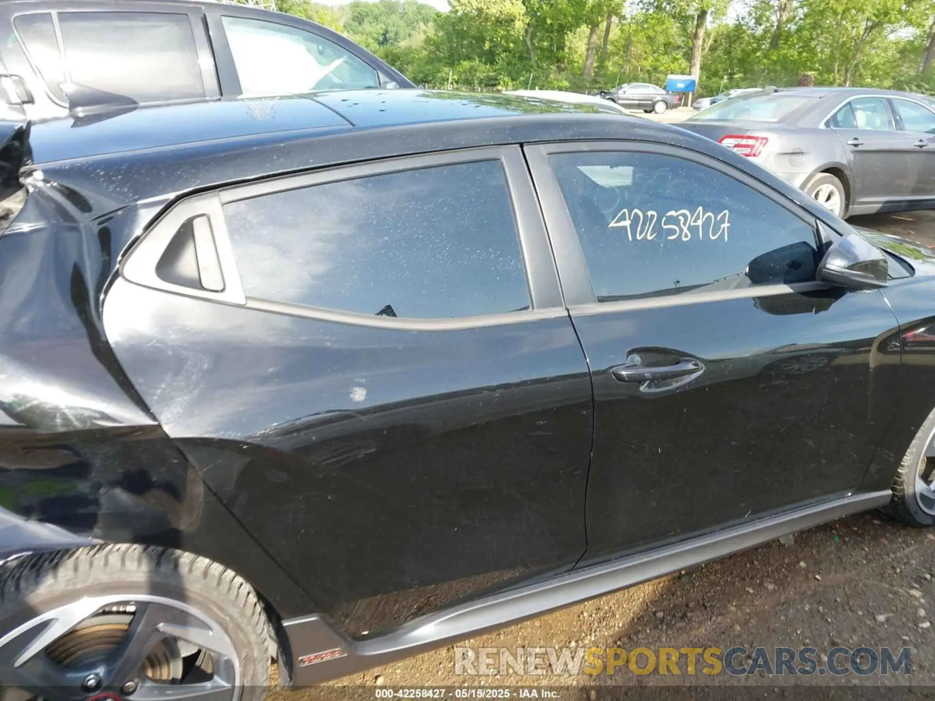13 Photograph of a damaged car KMHTH6AB3KU012708 HYUNDAI VELOSTER 2019