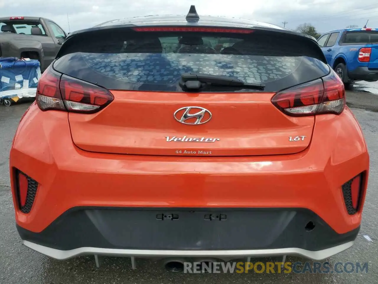 6 Photograph of a damaged car KMHTH6AB4KU002933 HYUNDAI VELOSTER 2019