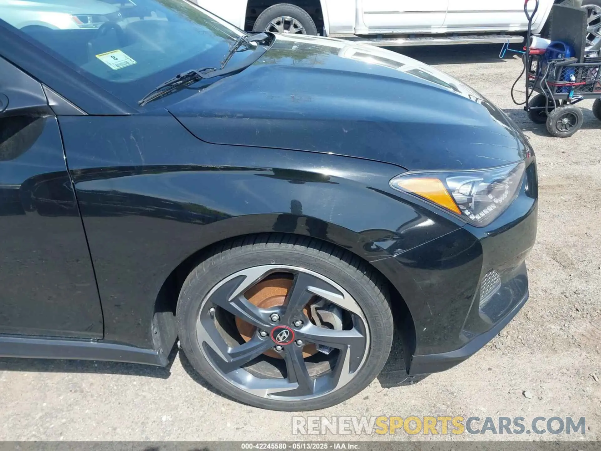6 Photograph of a damaged car KMHTH6AB5KU010488 HYUNDAI VELOSTER 2019