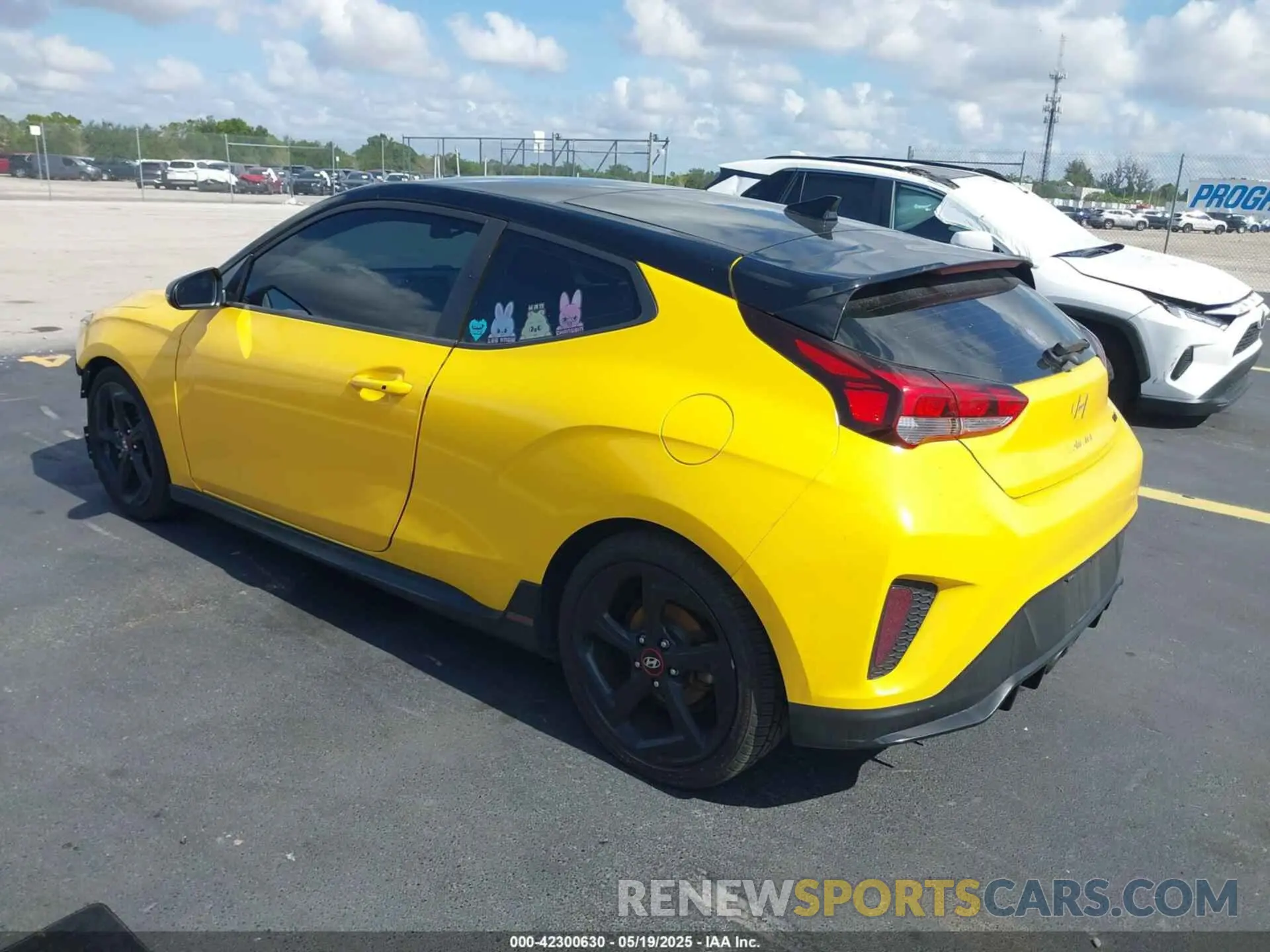 3 Photograph of a damaged car KMHTH6AB8KU005978 HYUNDAI VELOSTER 2019