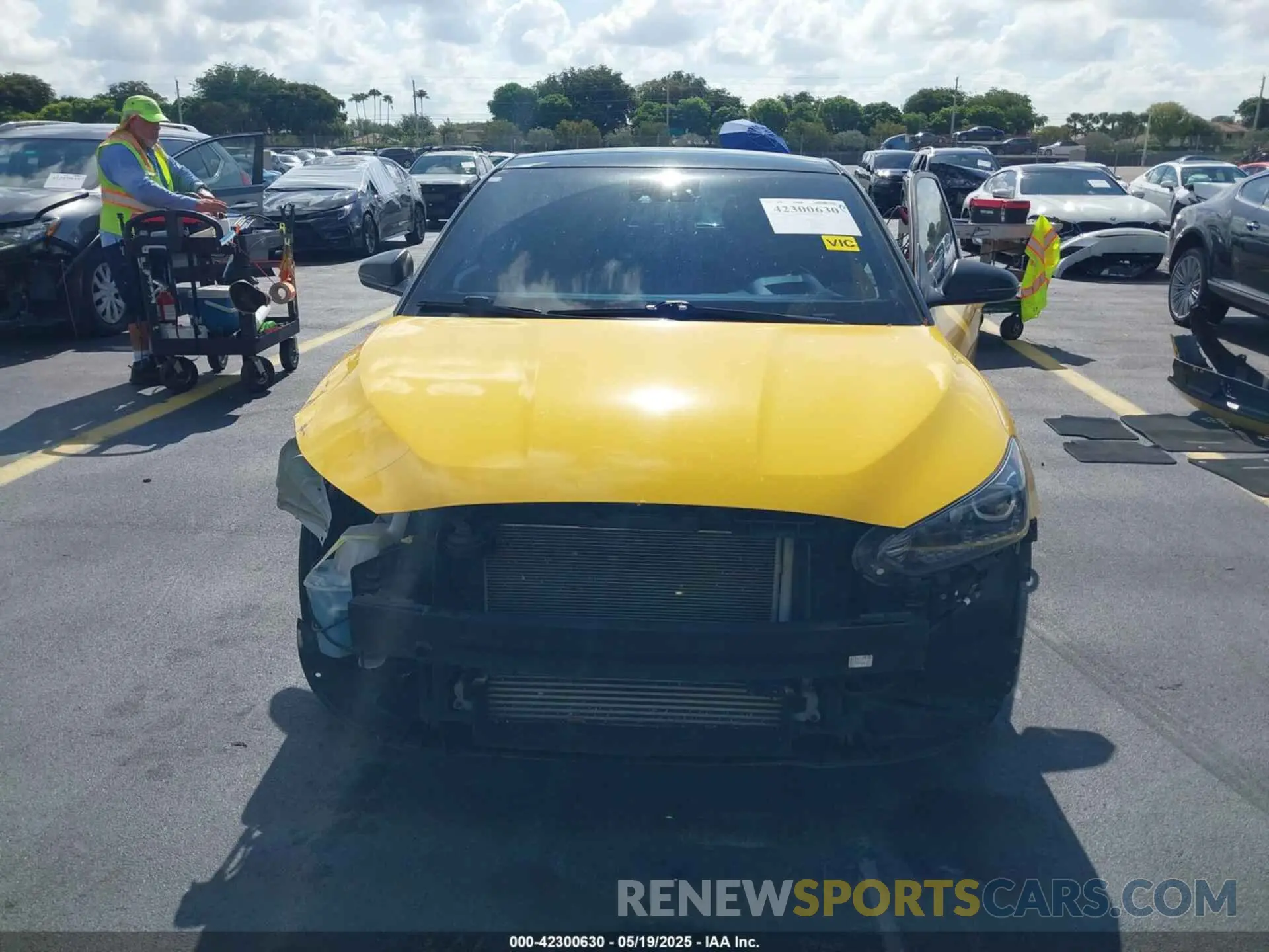 6 Photograph of a damaged car KMHTH6AB8KU005978 HYUNDAI VELOSTER 2019
