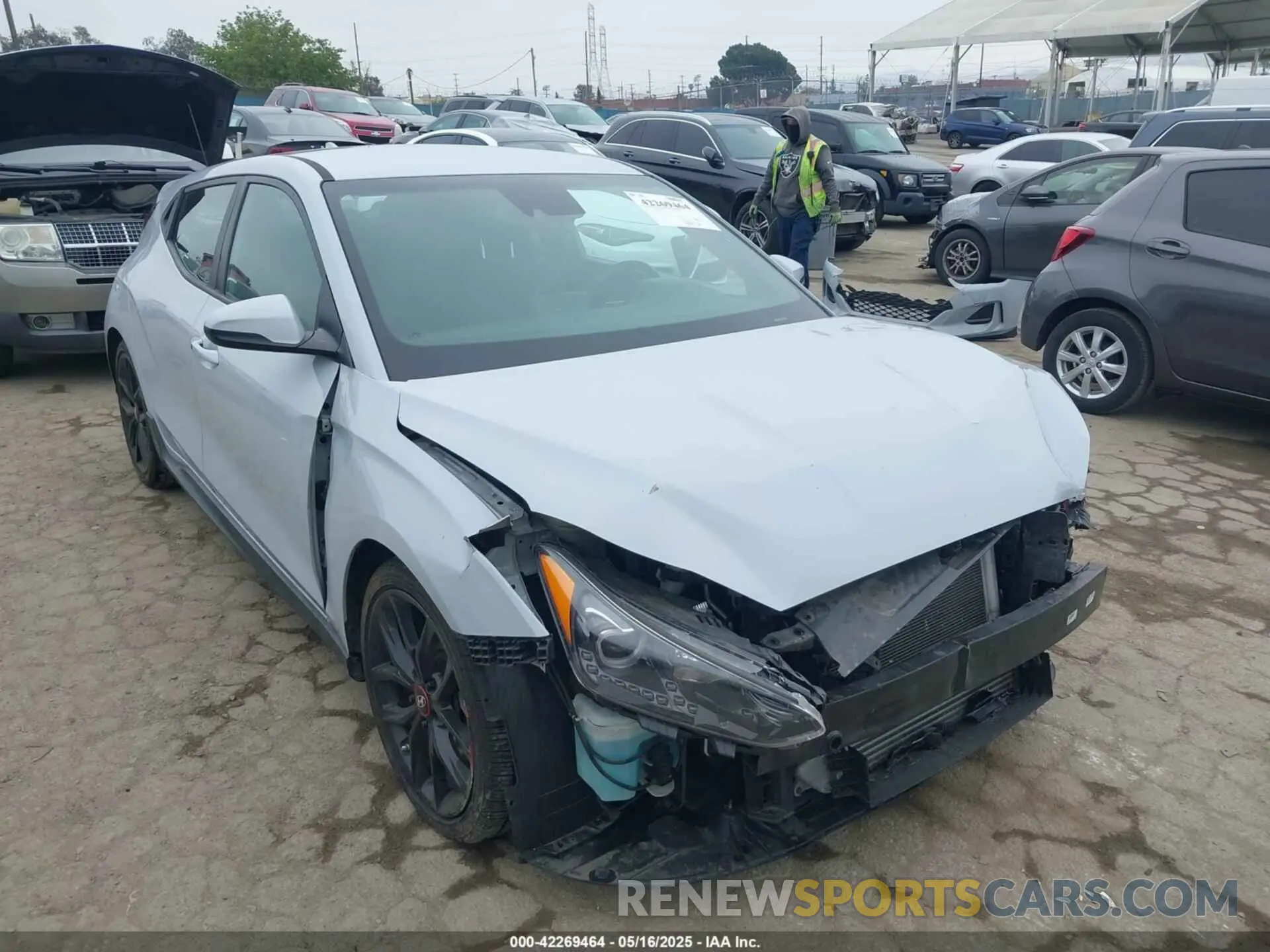 1 Photograph of a damaged car KMHTH6ABXKU007246 HYUNDAI VELOSTER 2019