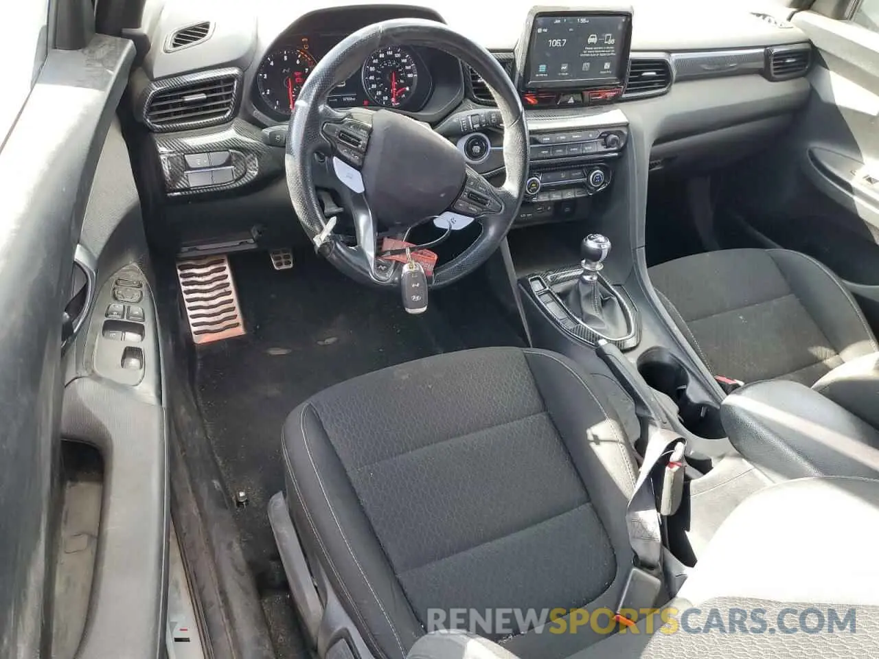 8 Photograph of a damaged car KMHT36AH6LU005983 HYUNDAI VELOSTER 2020