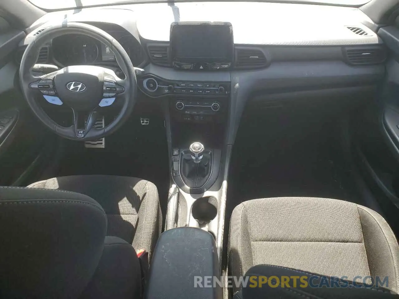 8 Photograph of a damaged car KMHT36AH7LU008410 HYUNDAI VELOSTER 2020