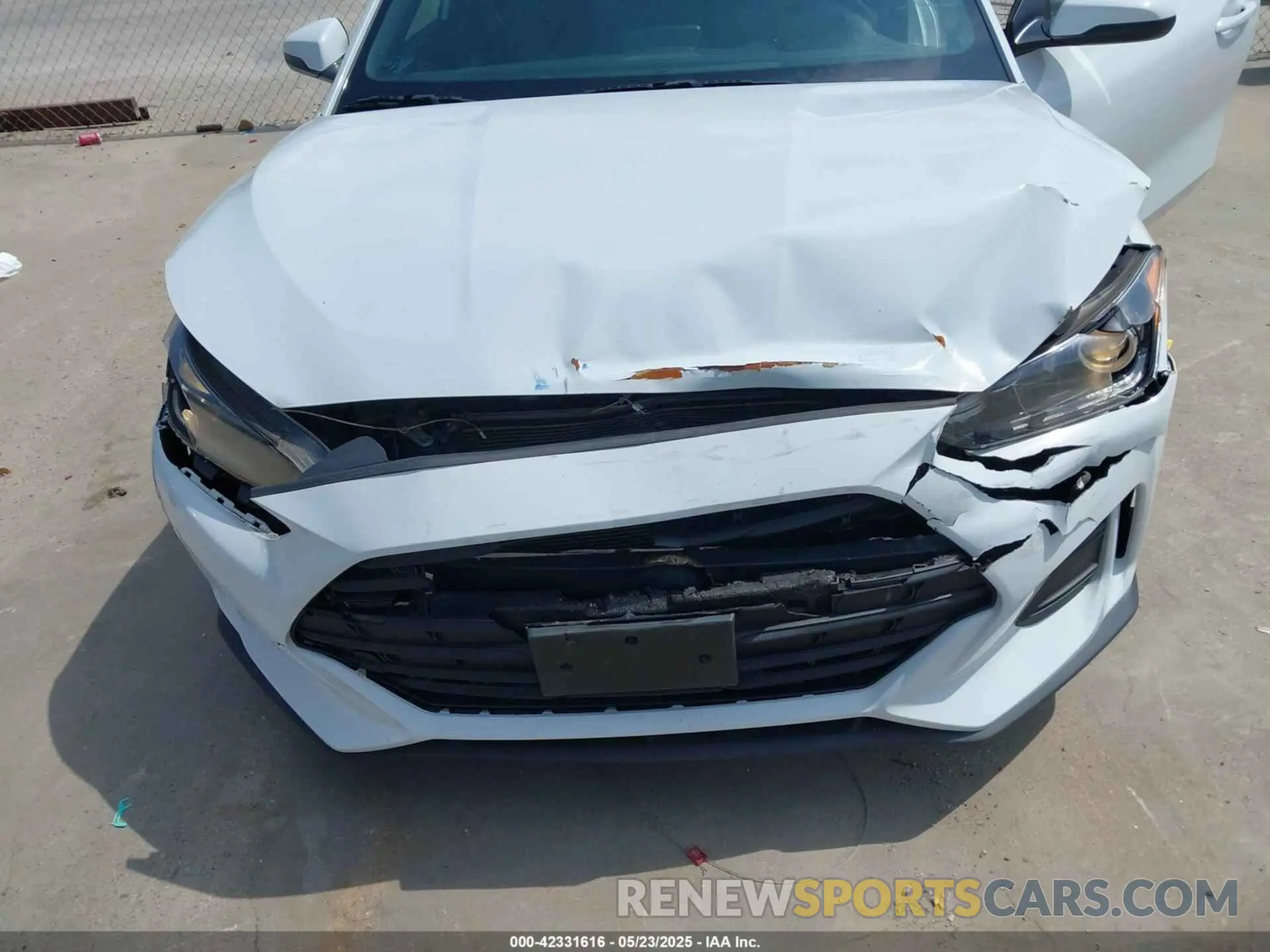 6 Фотография поврежденного автомобиля KMHTG6AF0LU029621 HYUNDAI VELOSTER 2020