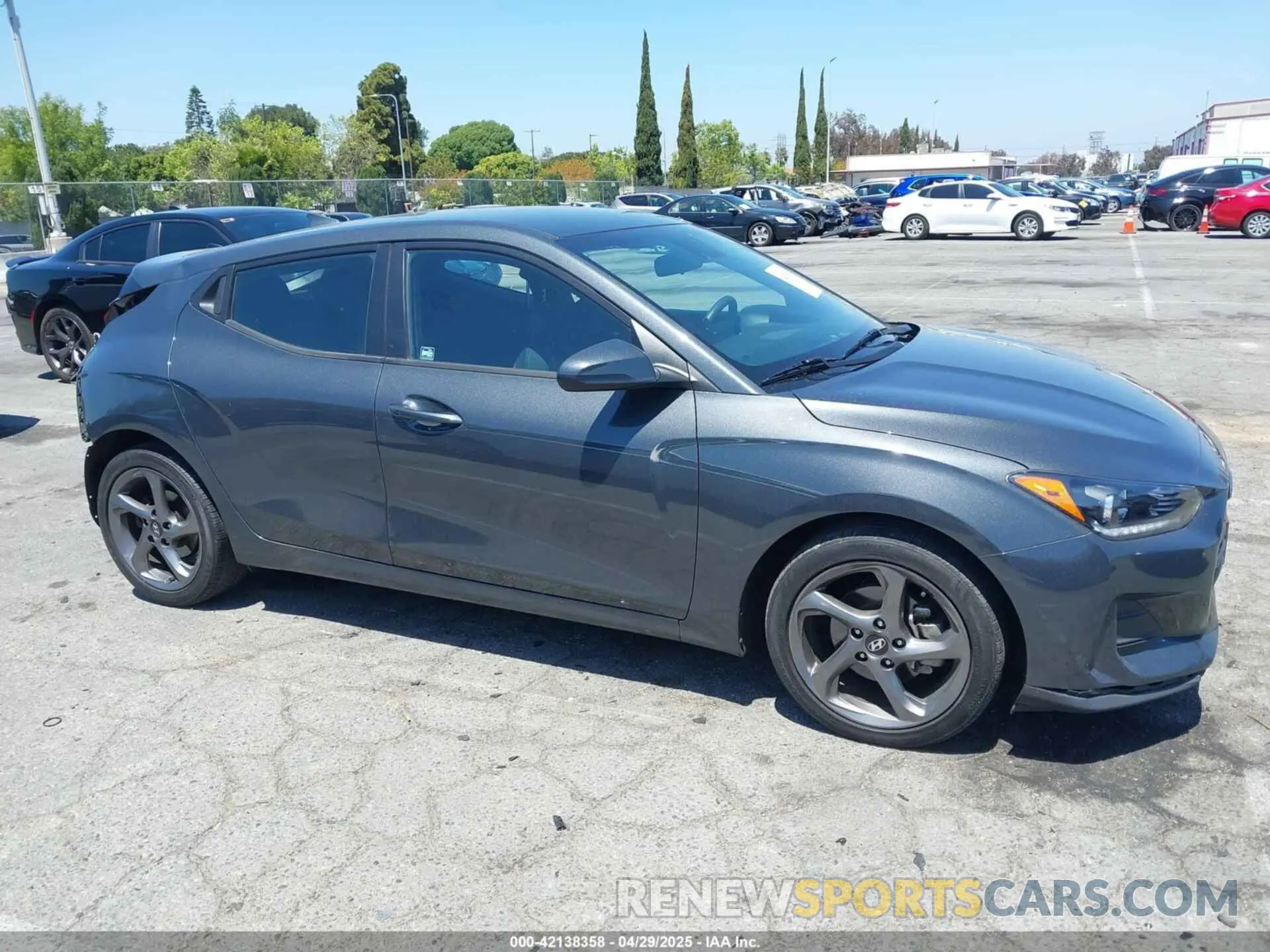 14 Photograph of a damaged car KMHTG6AF2LU024159 HYUNDAI VELOSTER 2020