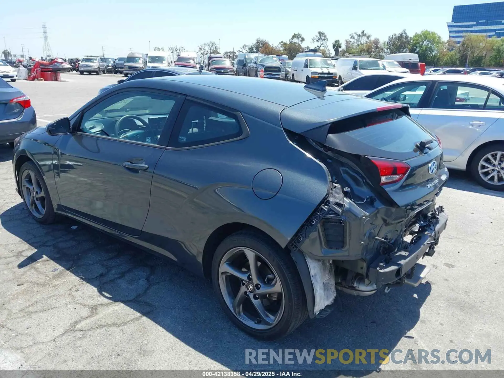 3 Photograph of a damaged car KMHTG6AF2LU024159 HYUNDAI VELOSTER 2020