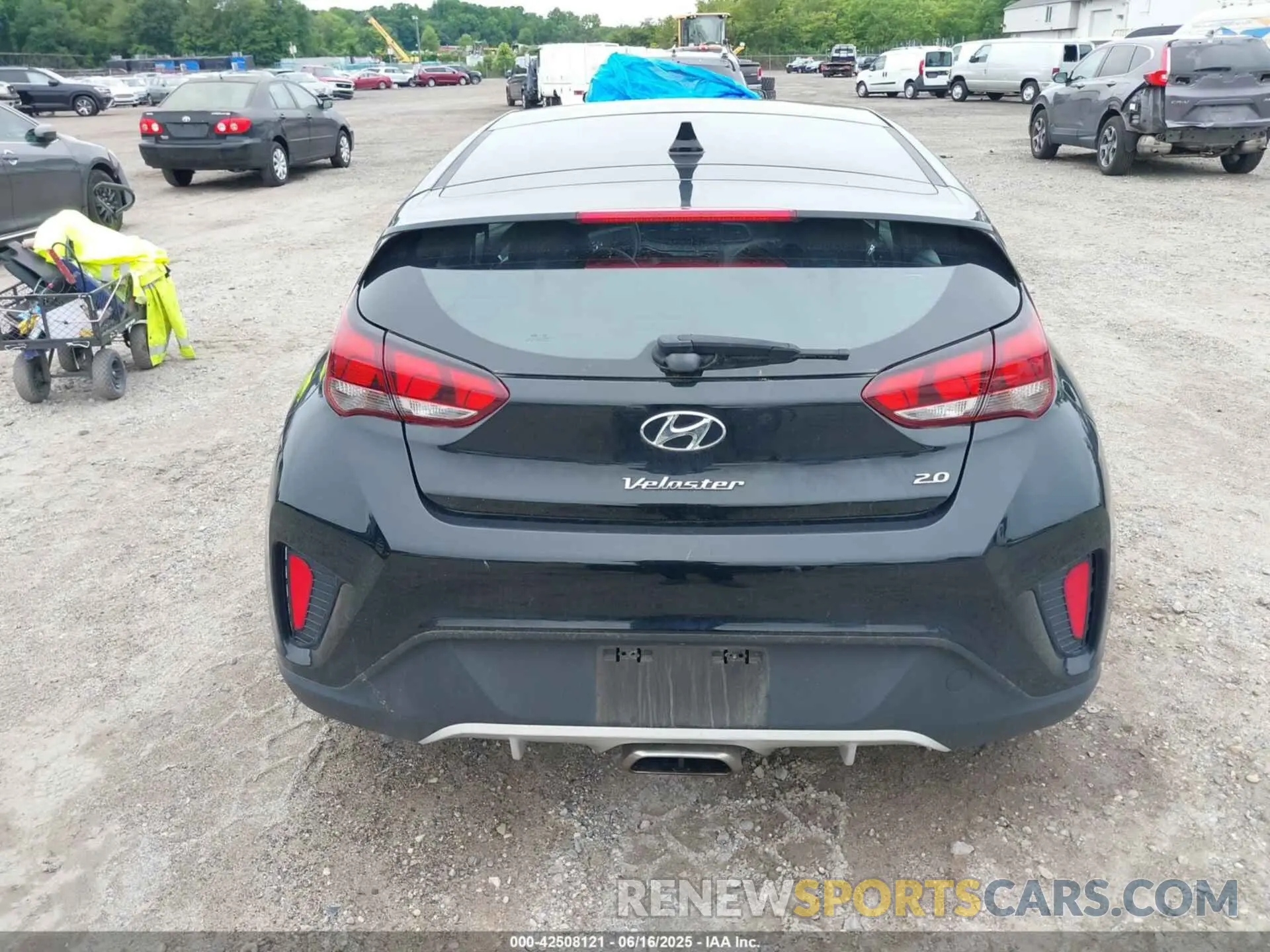16 Photograph of a damaged car KMHTG6AF3LU023862 HYUNDAI VELOSTER 2020
