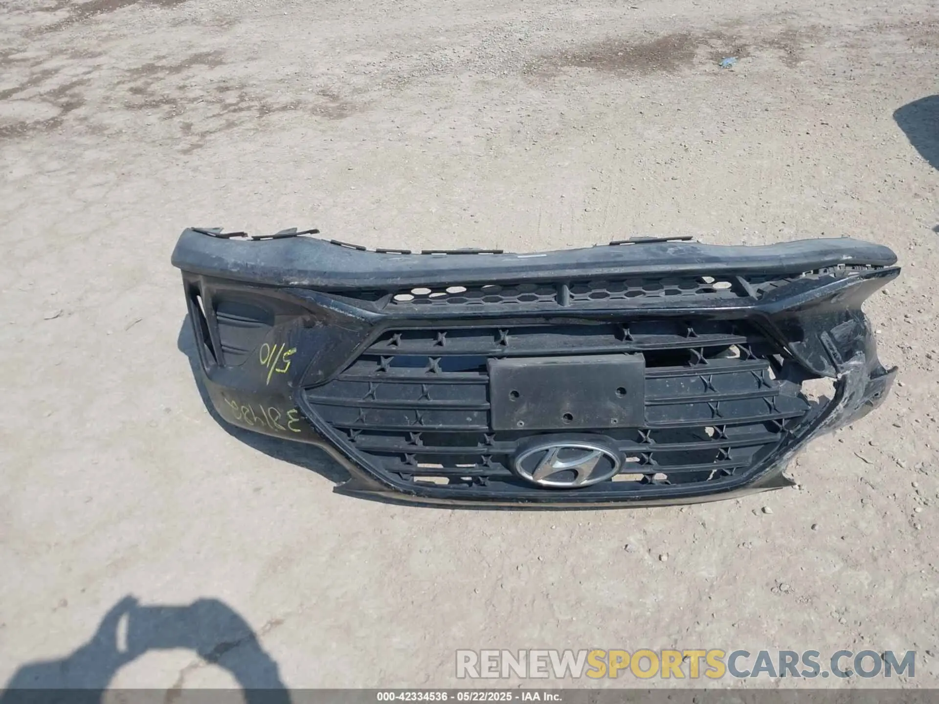 12 Photograph of a damaged car KMHTG6AF6LU023144 HYUNDAI VELOSTER 2020