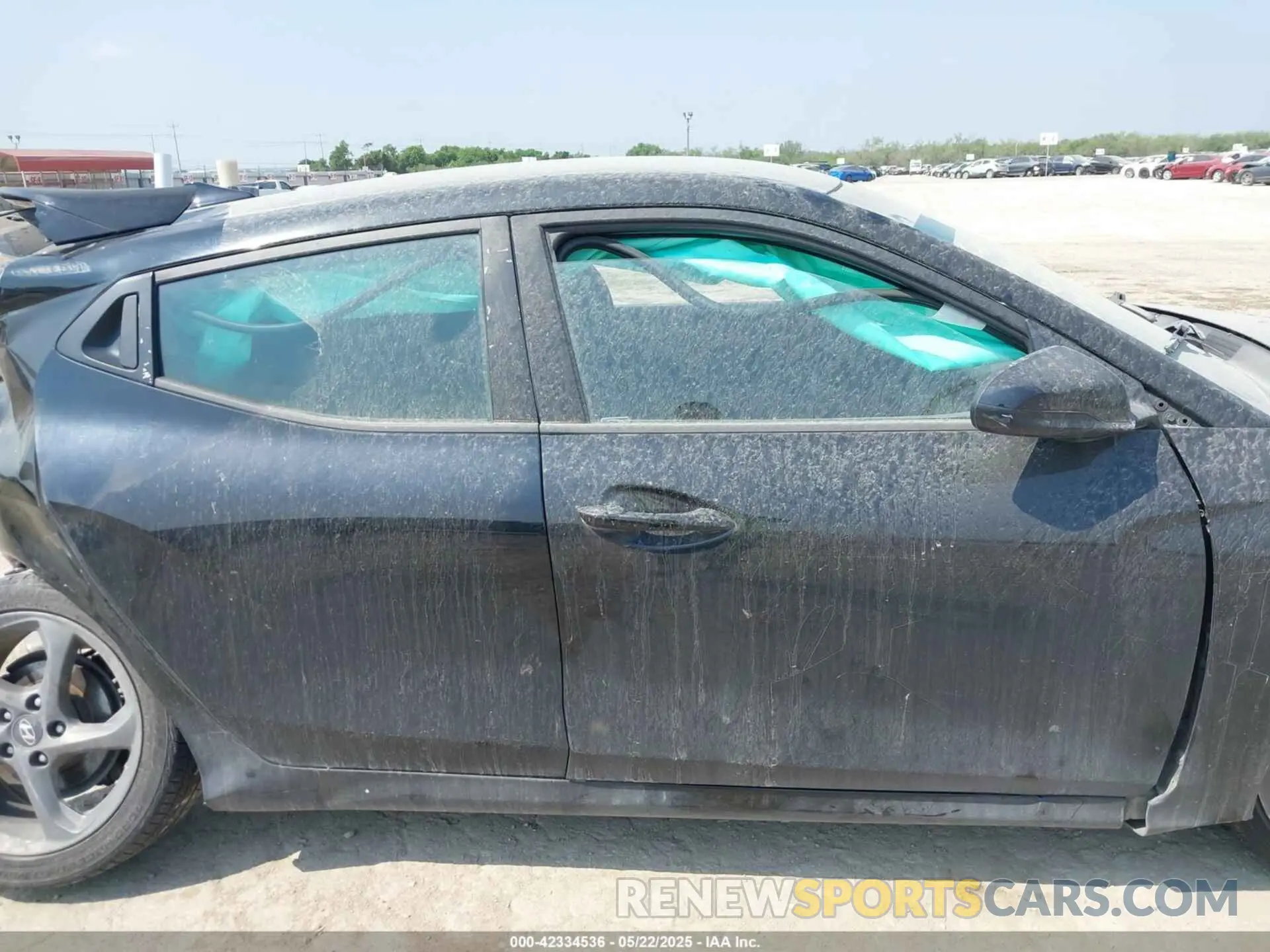 14 Photograph of a damaged car KMHTG6AF6LU023144 HYUNDAI VELOSTER 2020