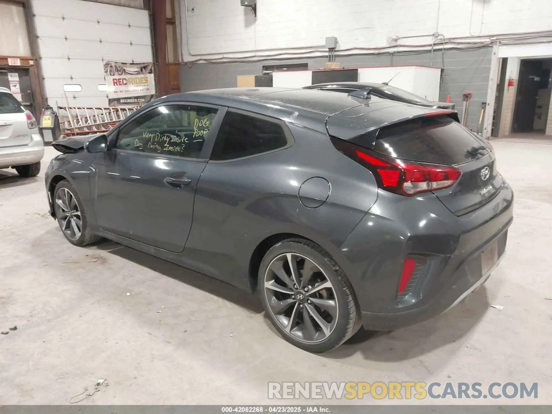 3 Photograph of a damaged car KMHTG6AF8LU030421 HYUNDAI VELOSTER 2020
