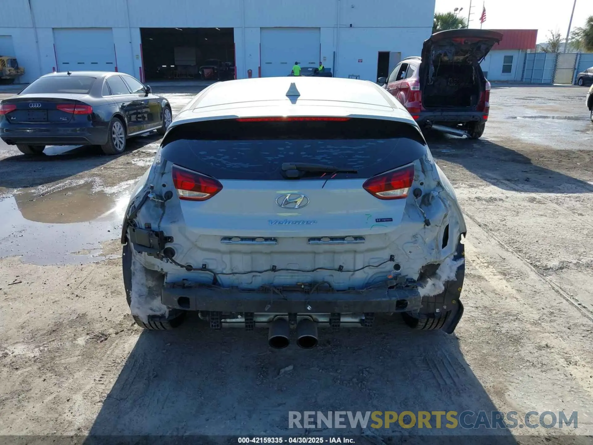 12 Фотография поврежденного автомобиля KMHTH6AB0LU026664 HYUNDAI VELOSTER 2020