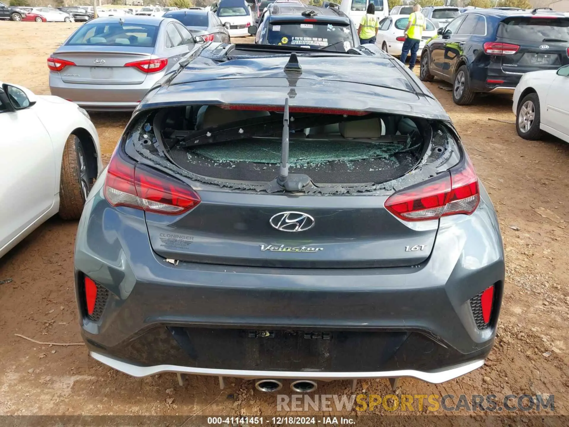 16 Photograph of a damaged car KMHTH6AB0LU027488 HYUNDAI VELOSTER 2020