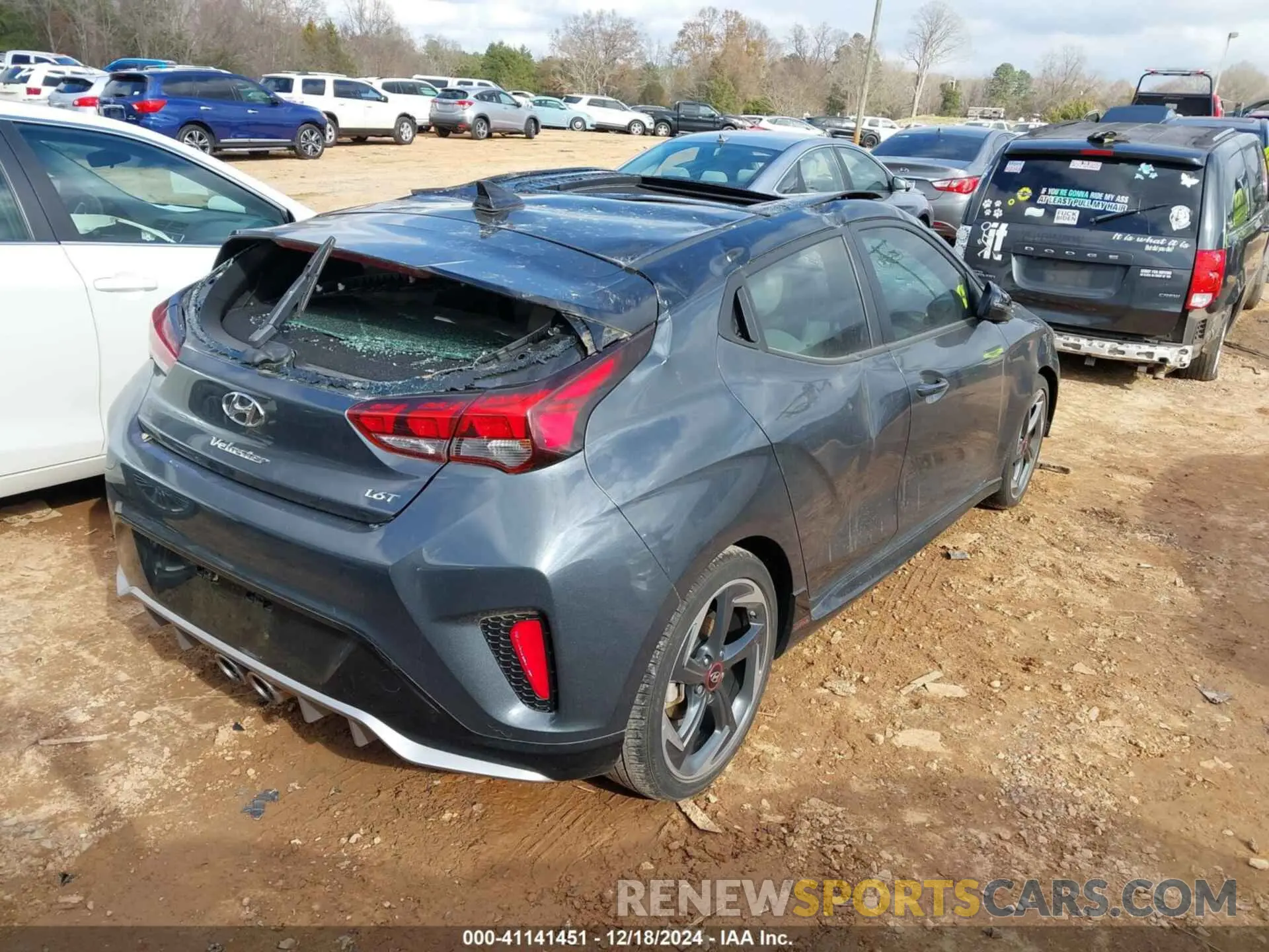 4 Photograph of a damaged car KMHTH6AB0LU027488 HYUNDAI VELOSTER 2020
