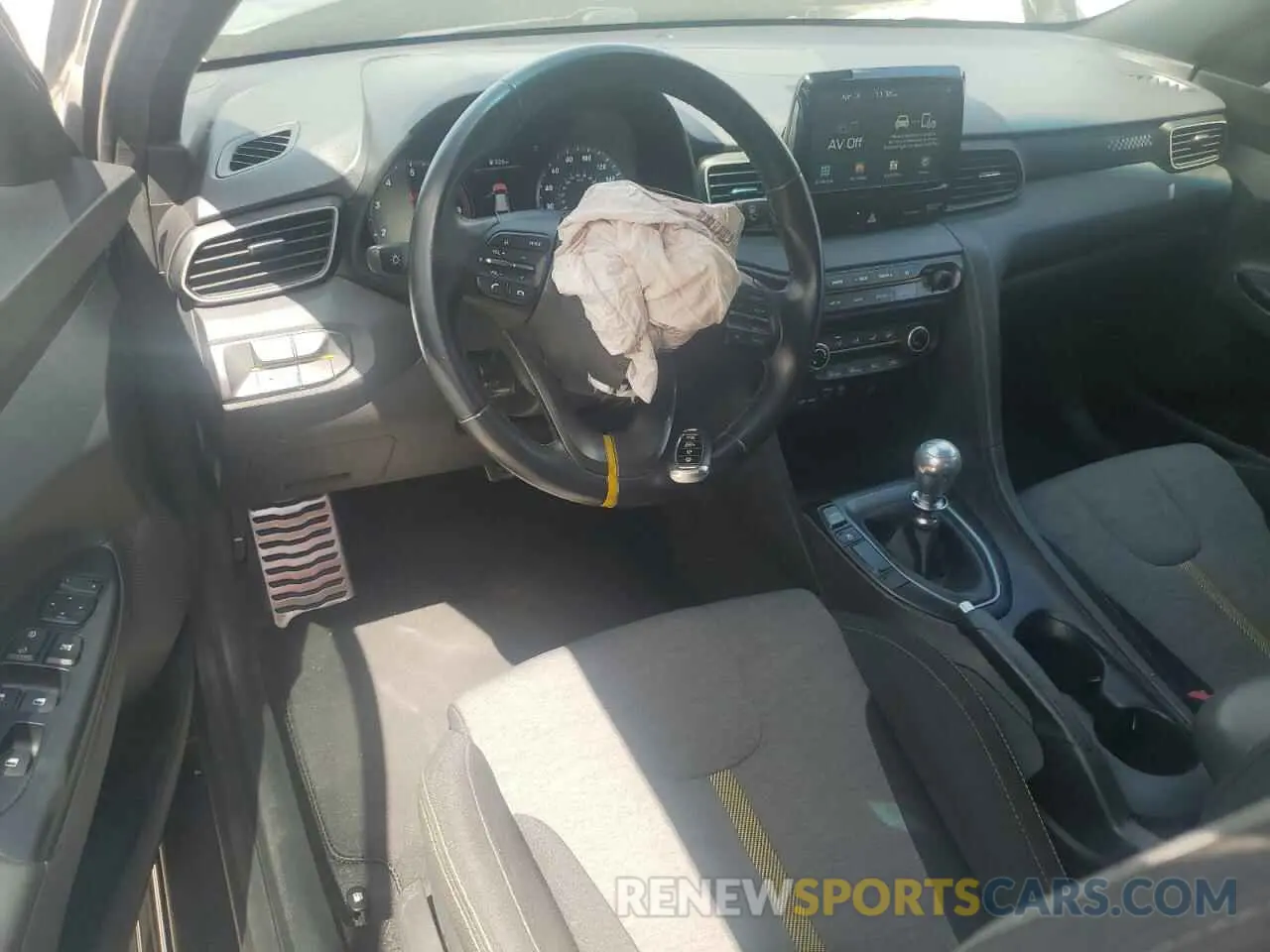 8 Photograph of a damaged car KMHTH6AB1LU031064 HYUNDAI VELOSTER 2020