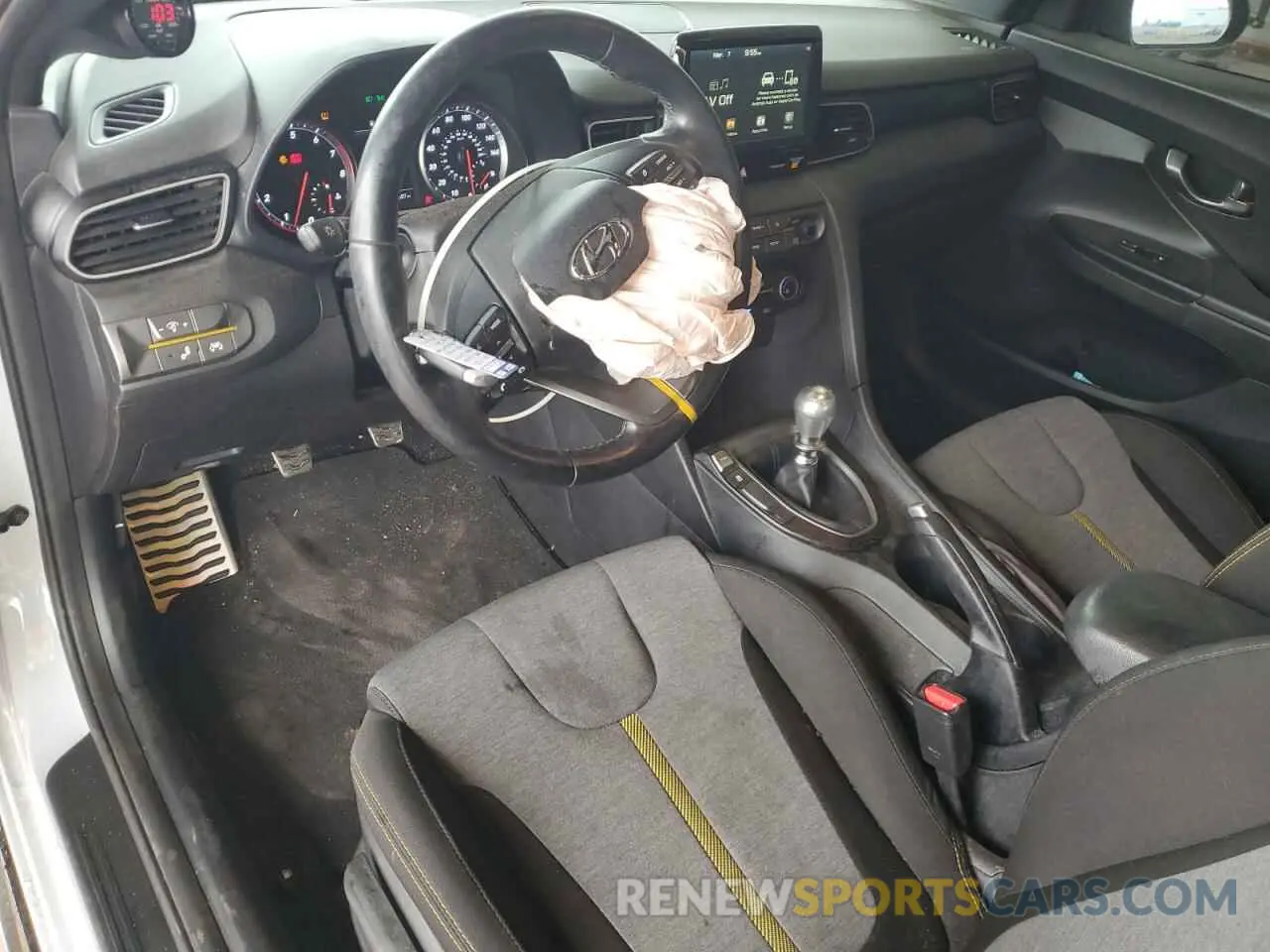 8 Photograph of a damaged car KMHTH6AB8LU028582 HYUNDAI VELOSTER 2020