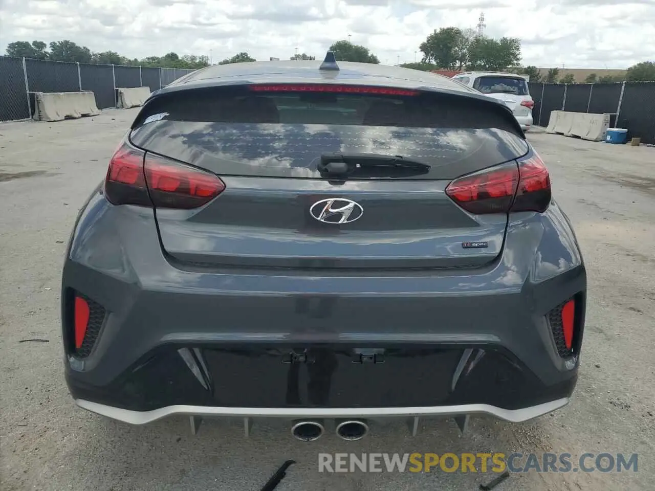 6 Photograph of a damaged car KMHTH6AB9LU031555 HYUNDAI VELOSTER 2020