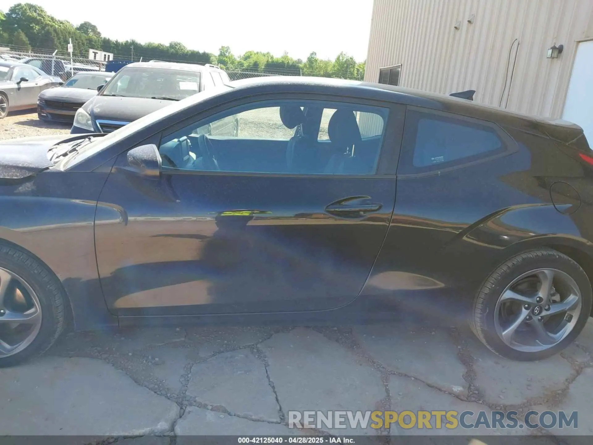 14 Photograph of a damaged car KMHTG6AF0MU032598 HYUNDAI VELOSTER 2021