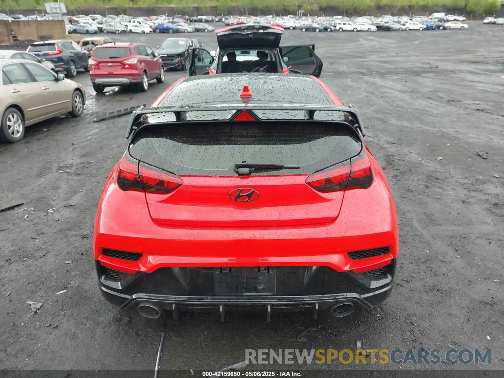 16 Photograph of a damaged car KMHT36AH1LU004630 HYUNDAI VELOSTER N 2020