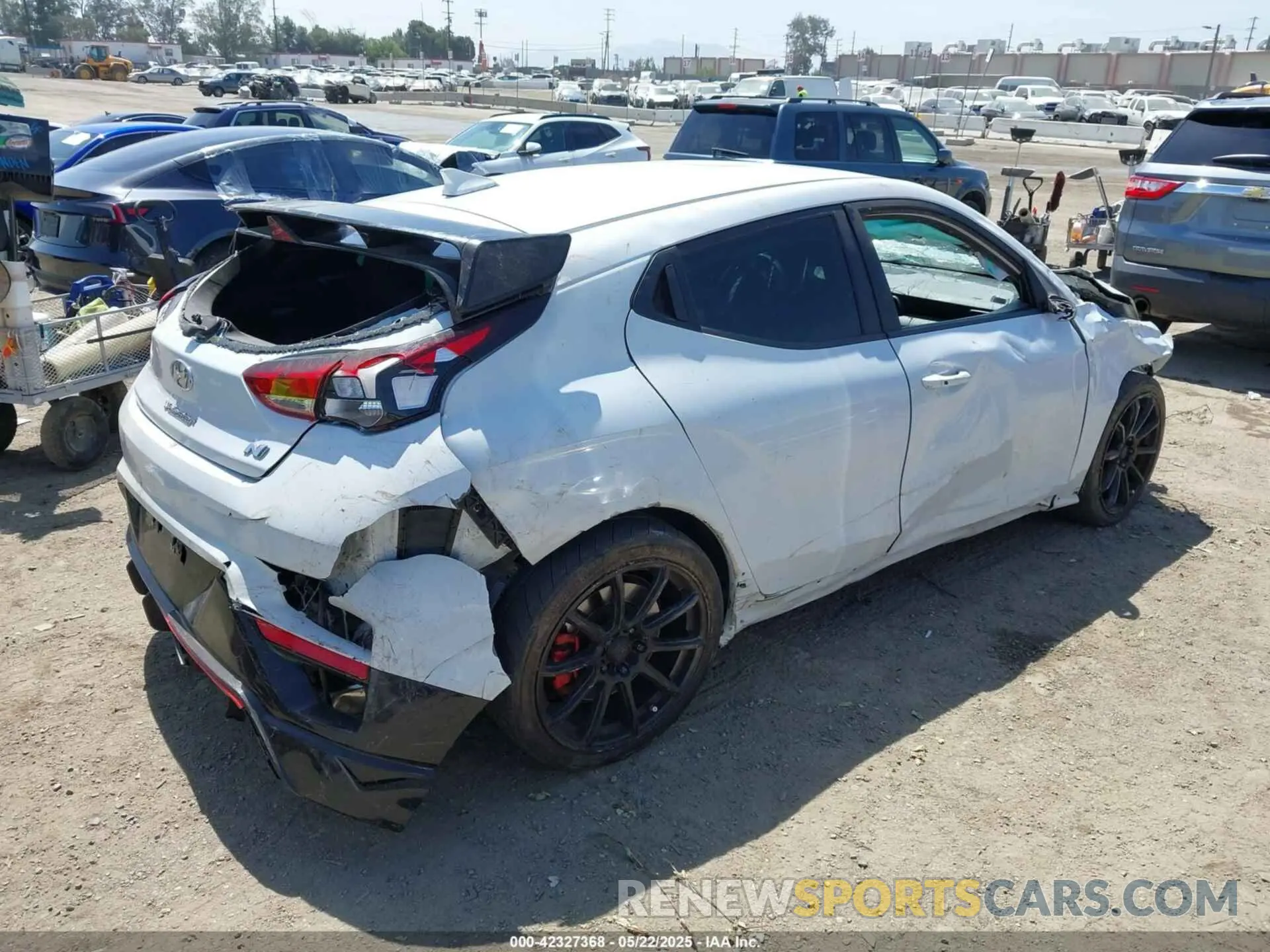 4 Photograph of a damaged car KMHT36AH9LU006142 HYUNDAI VELOSTER N 2020