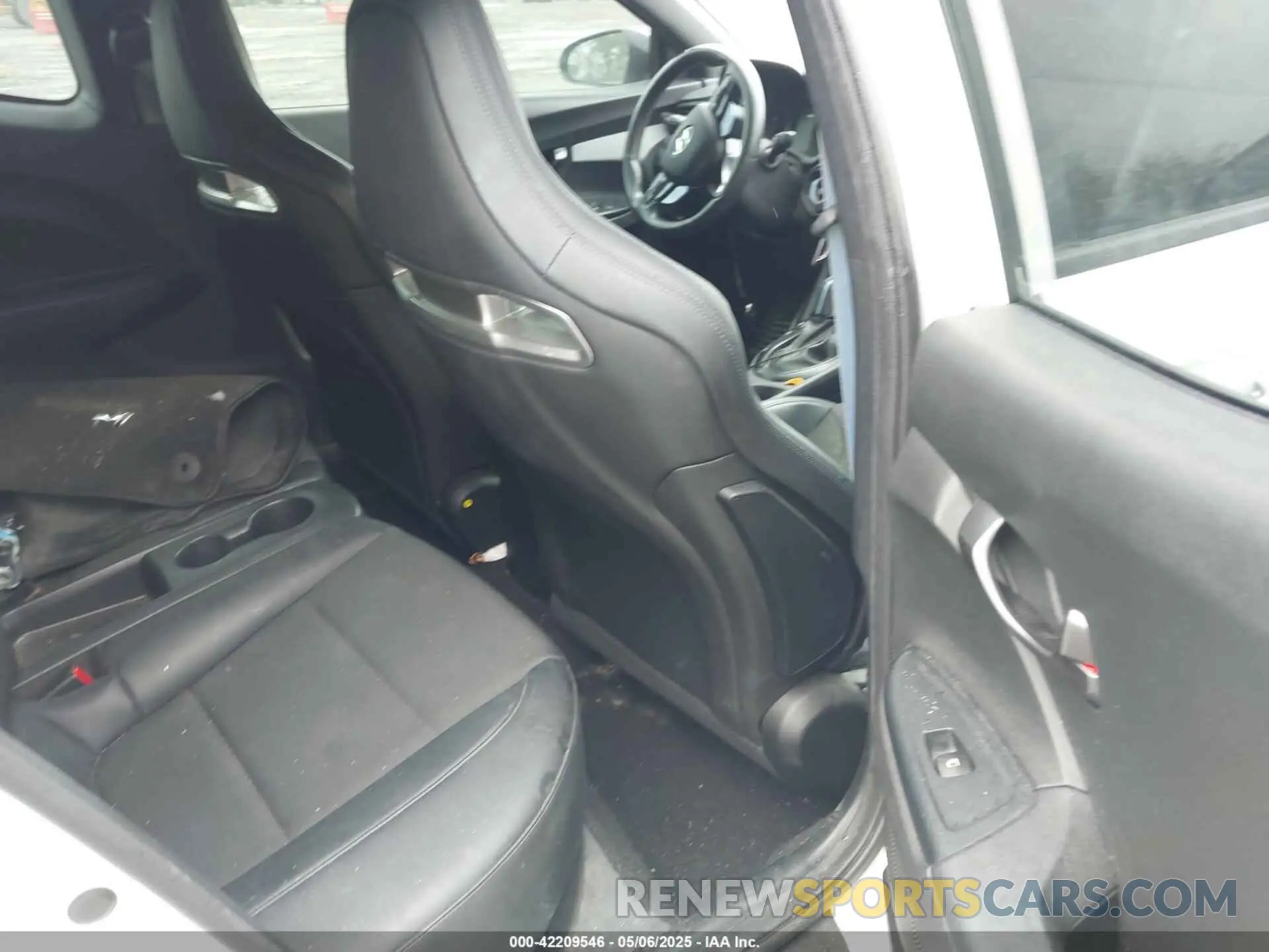 8 Фотография поврежденного автомобиля KMHT36AH3MU009877 HYUNDAI VELOSTER N 2021
