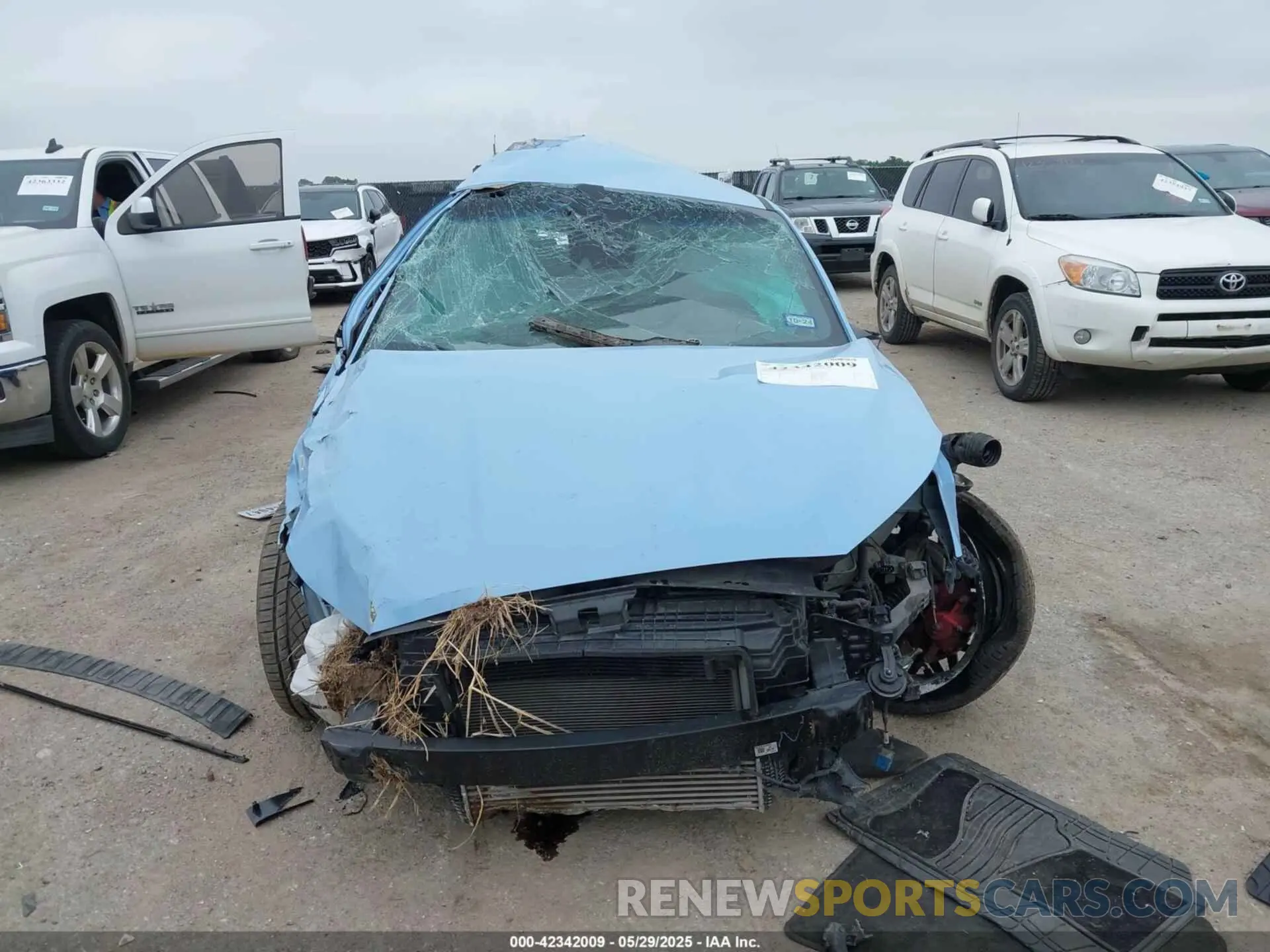 11 Photograph of a damaged car KMHT36AH9NU015362 HYUNDAI VELOSTER N 2022