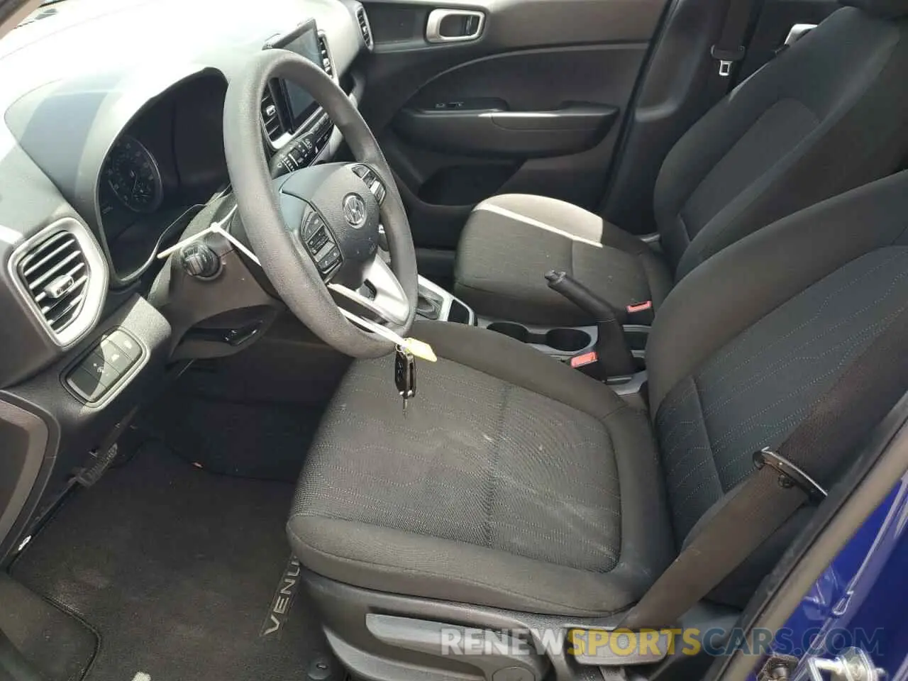 7 Фотография поврежденного автомобиля KMHRB8A30LU018208 HYUNDAI VENUE 2020