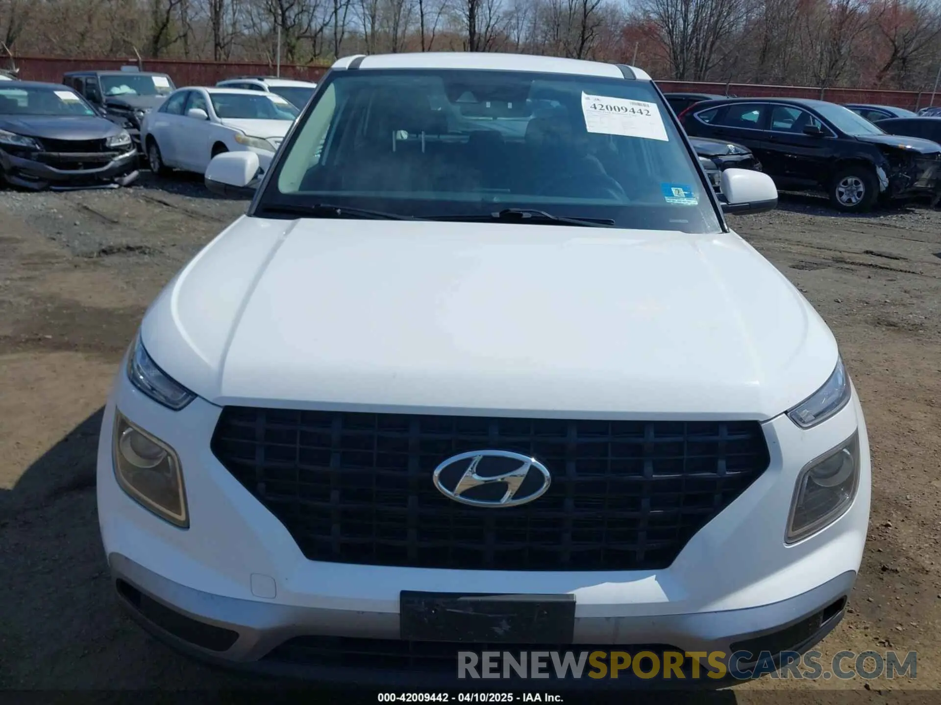 12 Photograph of a damaged car KMHRB8A33LU027520 HYUNDAI VENUE 2020