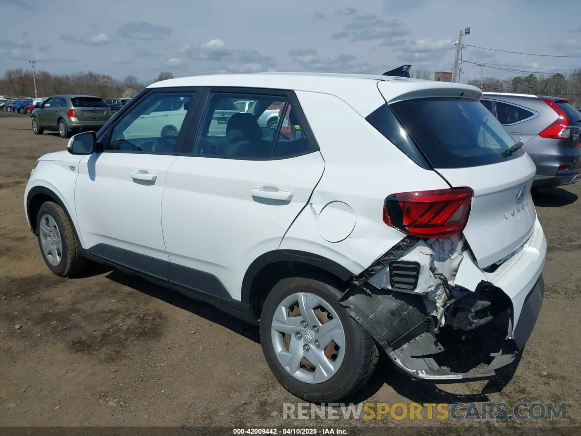 6 Photograph of a damaged car KMHRB8A33LU027520 HYUNDAI VENUE 2020
